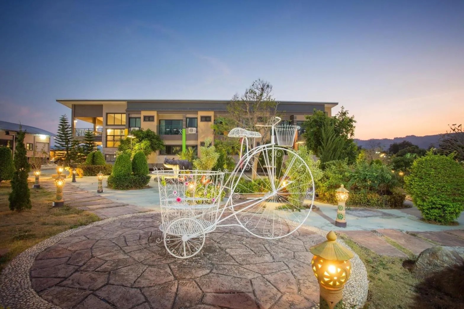 Garden view in Grandsiri Resort KhaoYai