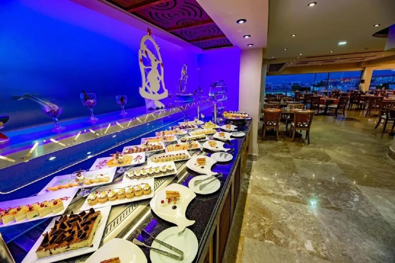 Food in Gravity Hotel & Aqua Park Hurghada Families and Couples Only