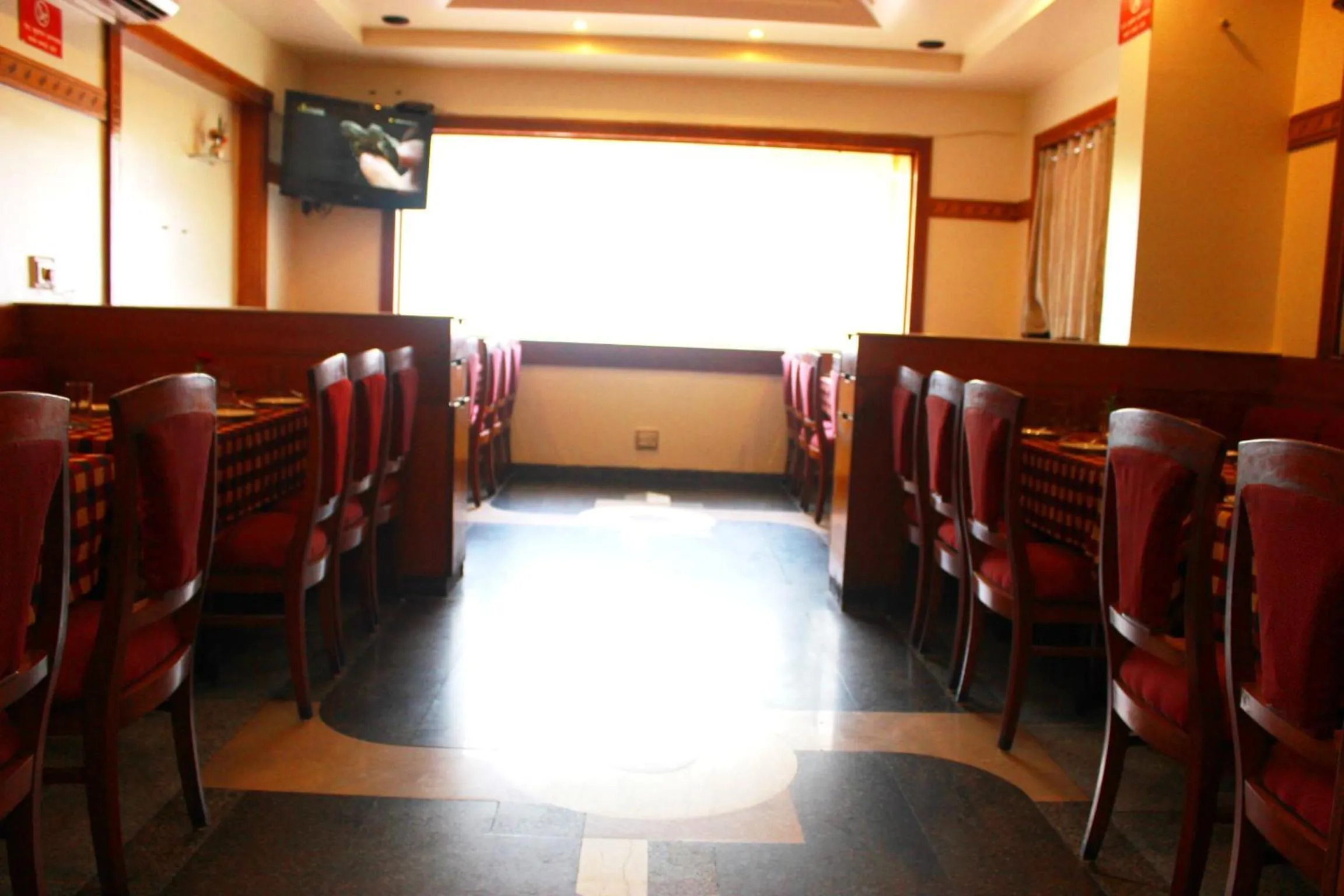 Restaurant/places to eat in The Samrat Hotel near Pune Railway Station