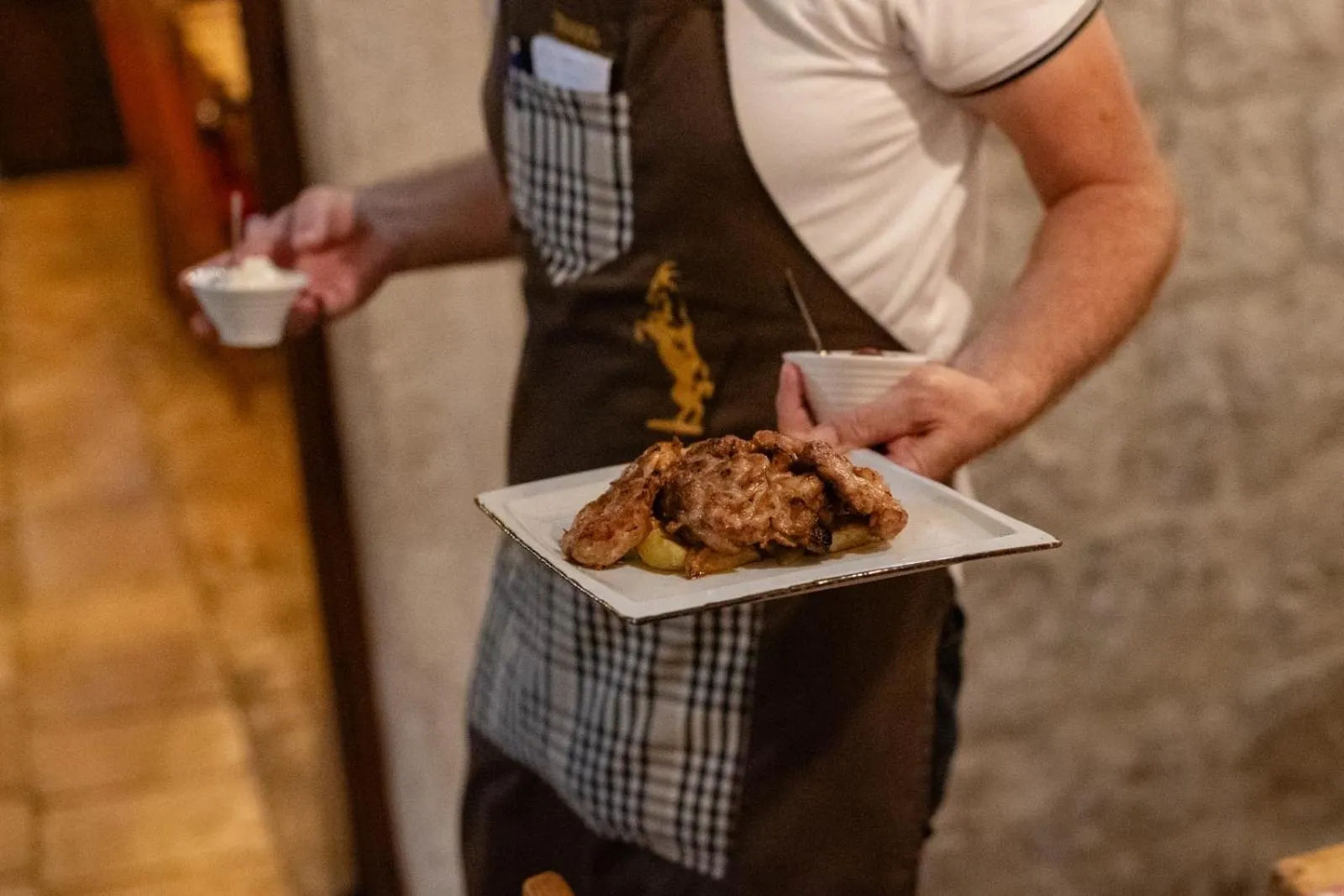 Restaurant/places to eat in Heritage Hotel Tragos