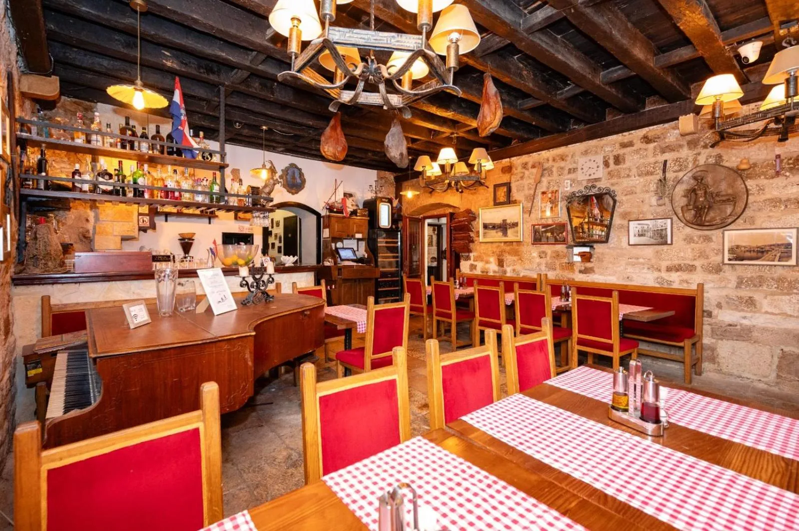 Breakfast in Heritage Hotel Tragos