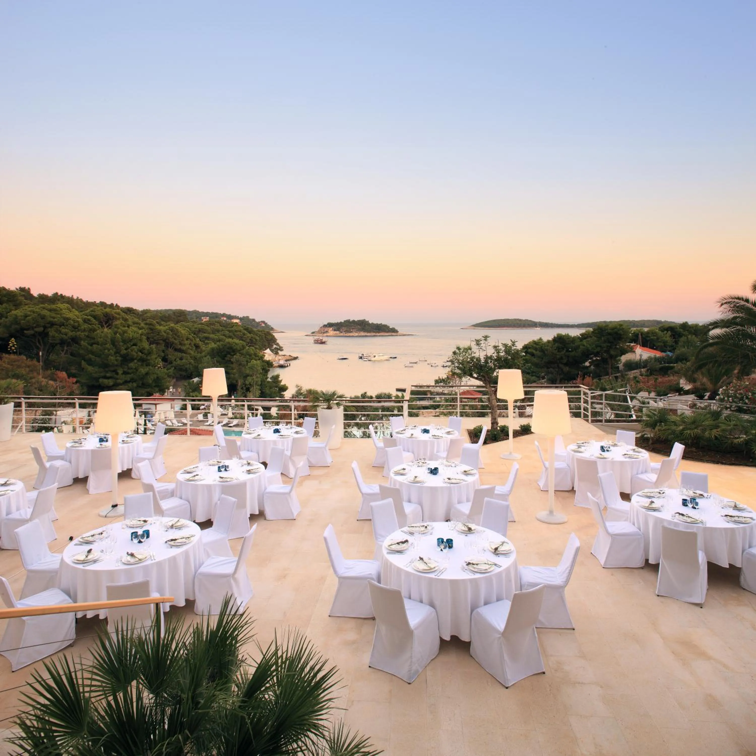 Restaurant/places to eat in Amfora Hvar Grand Beach Resort