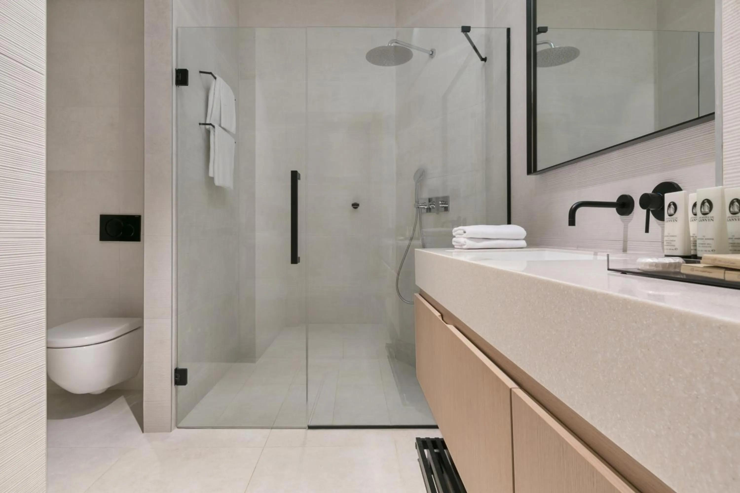 Shower in Amfora Hvar Grand Beach Resort