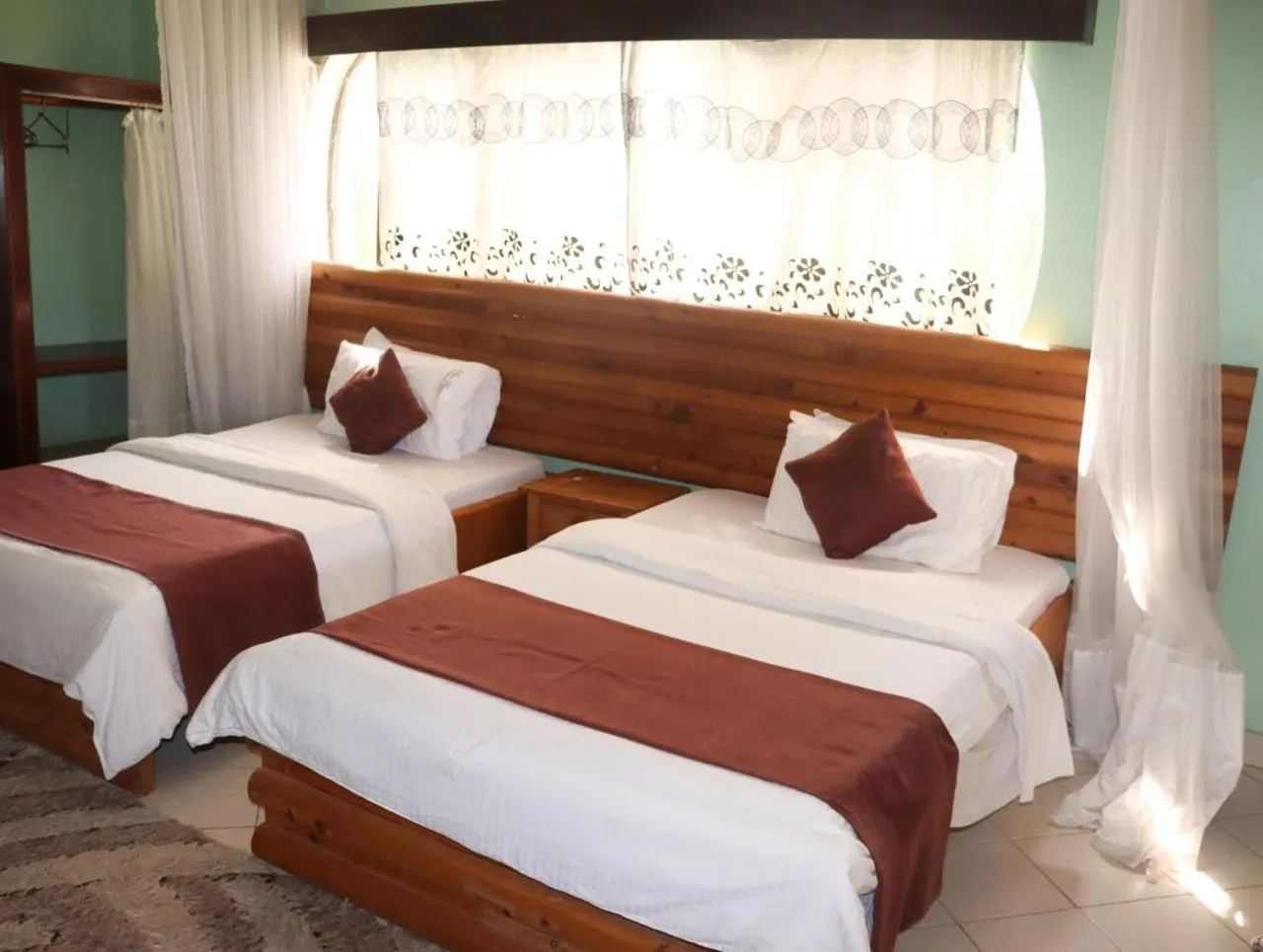 Bedroom, Bed in Pinebreeze Holiday Resort