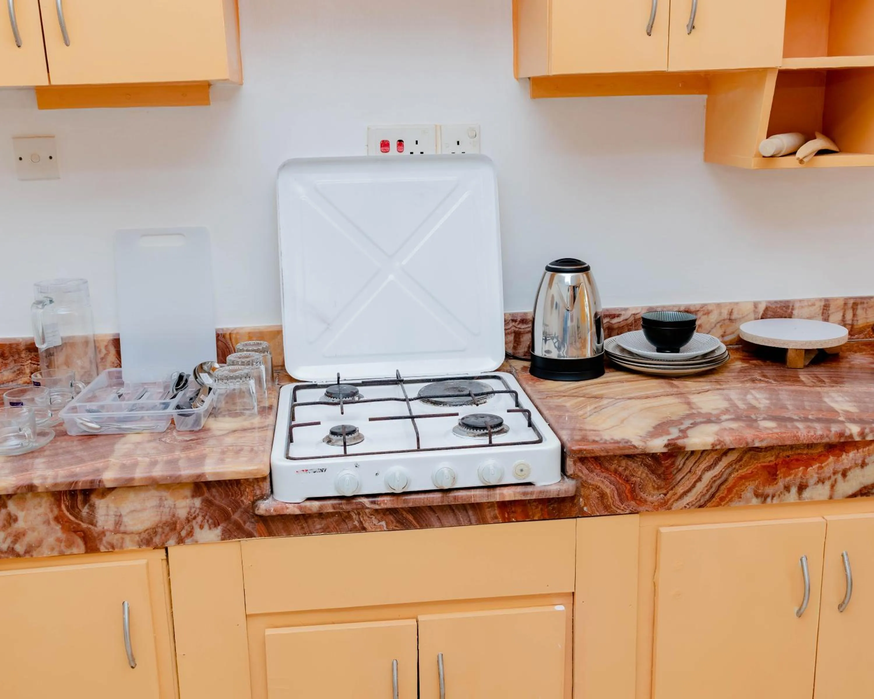 Coffee/tea facilities in Pinebreeze Holiday Resort