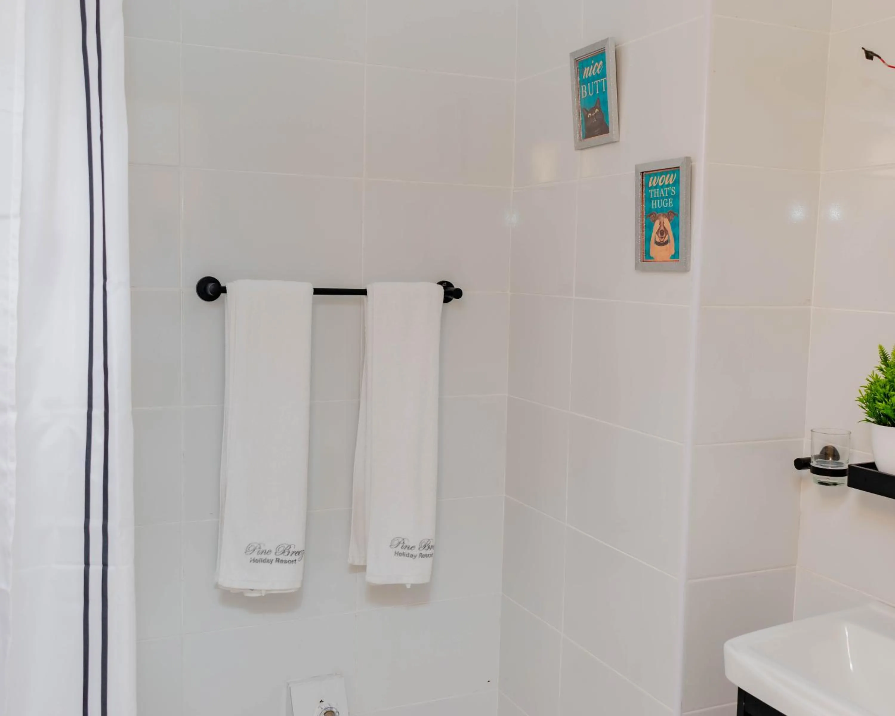 Bathroom in Pinebreeze Holiday Resort