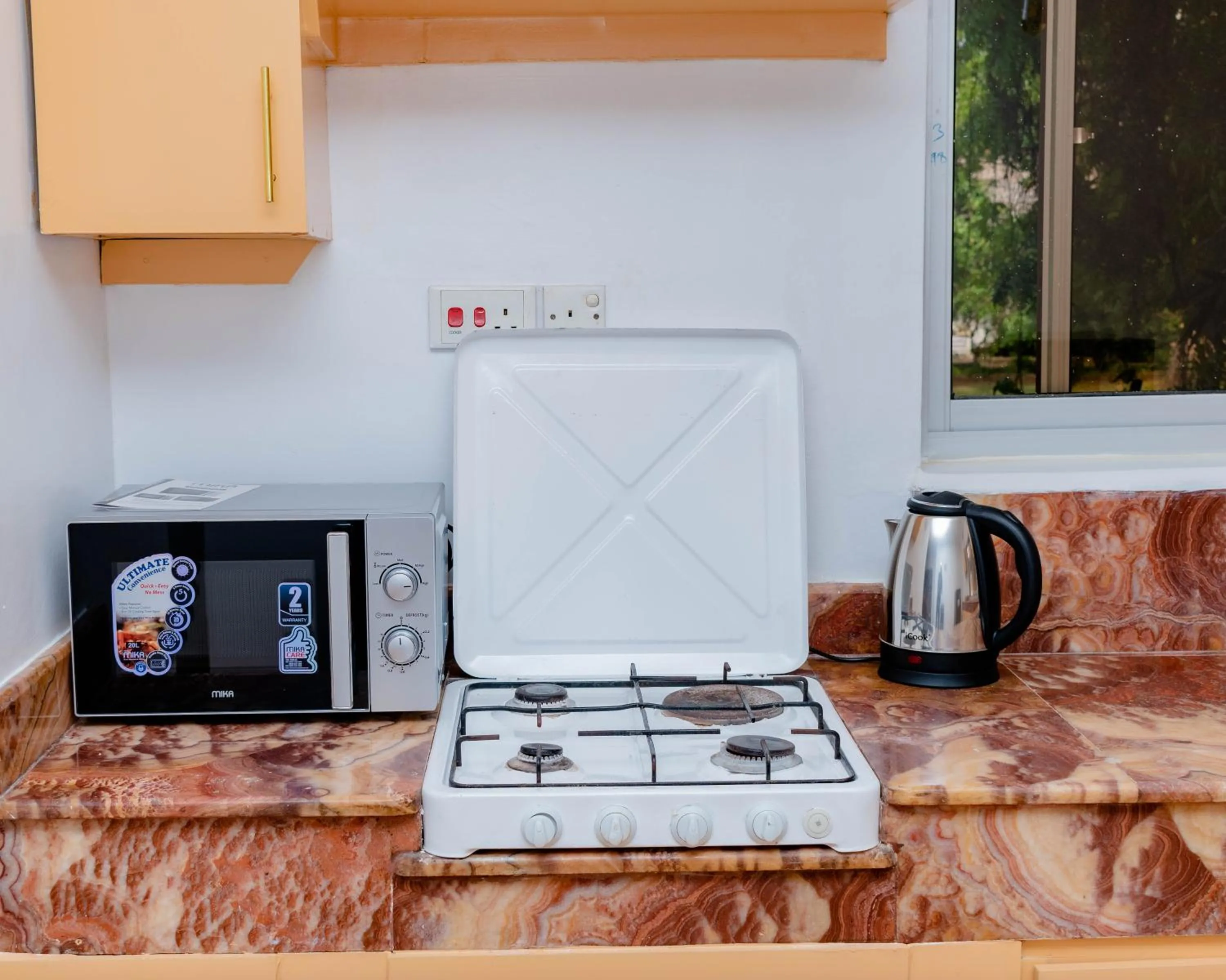 Coffee/tea facilities in Pinebreeze Holiday Resort