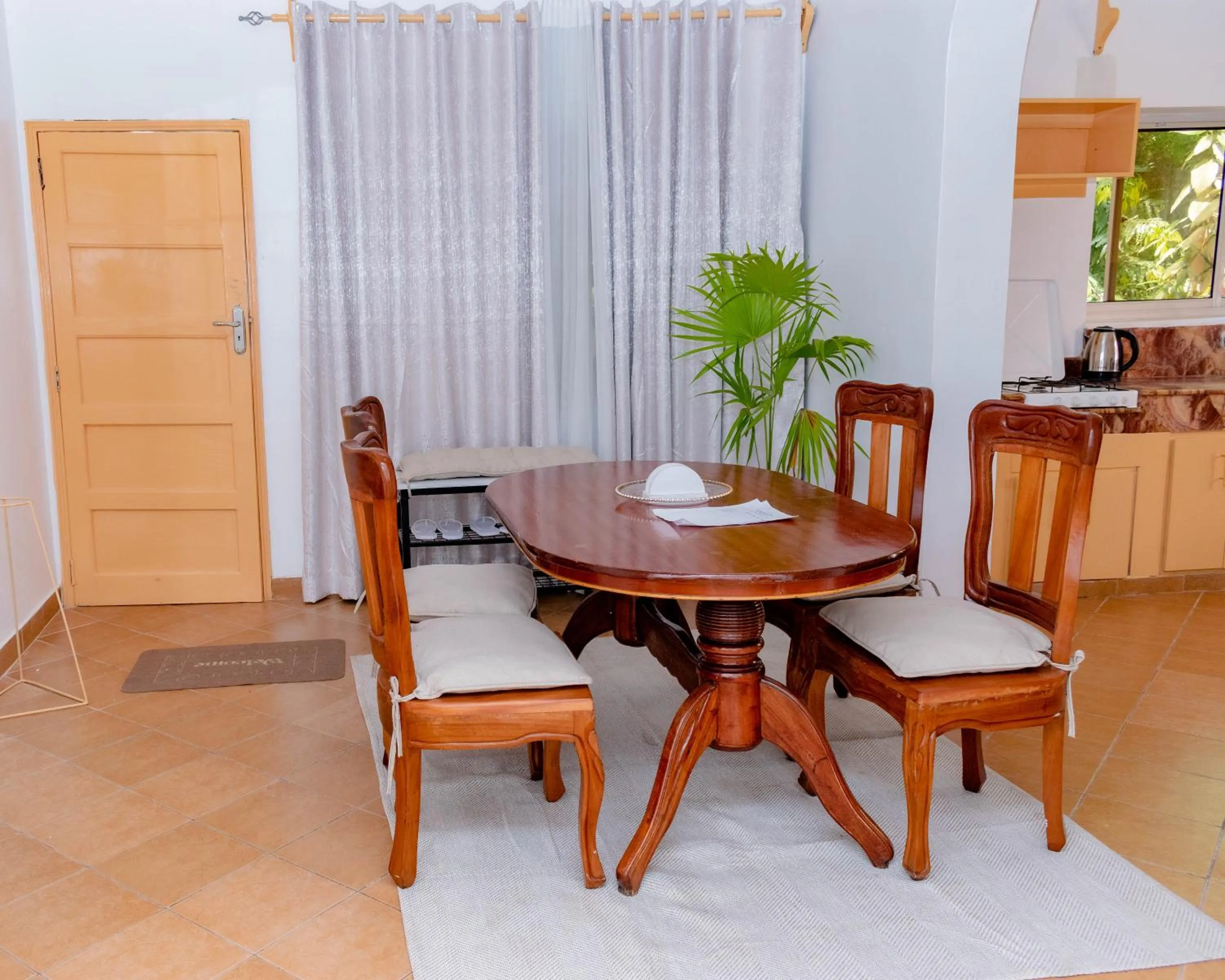 Dining area in Pinebreeze Holiday Resort