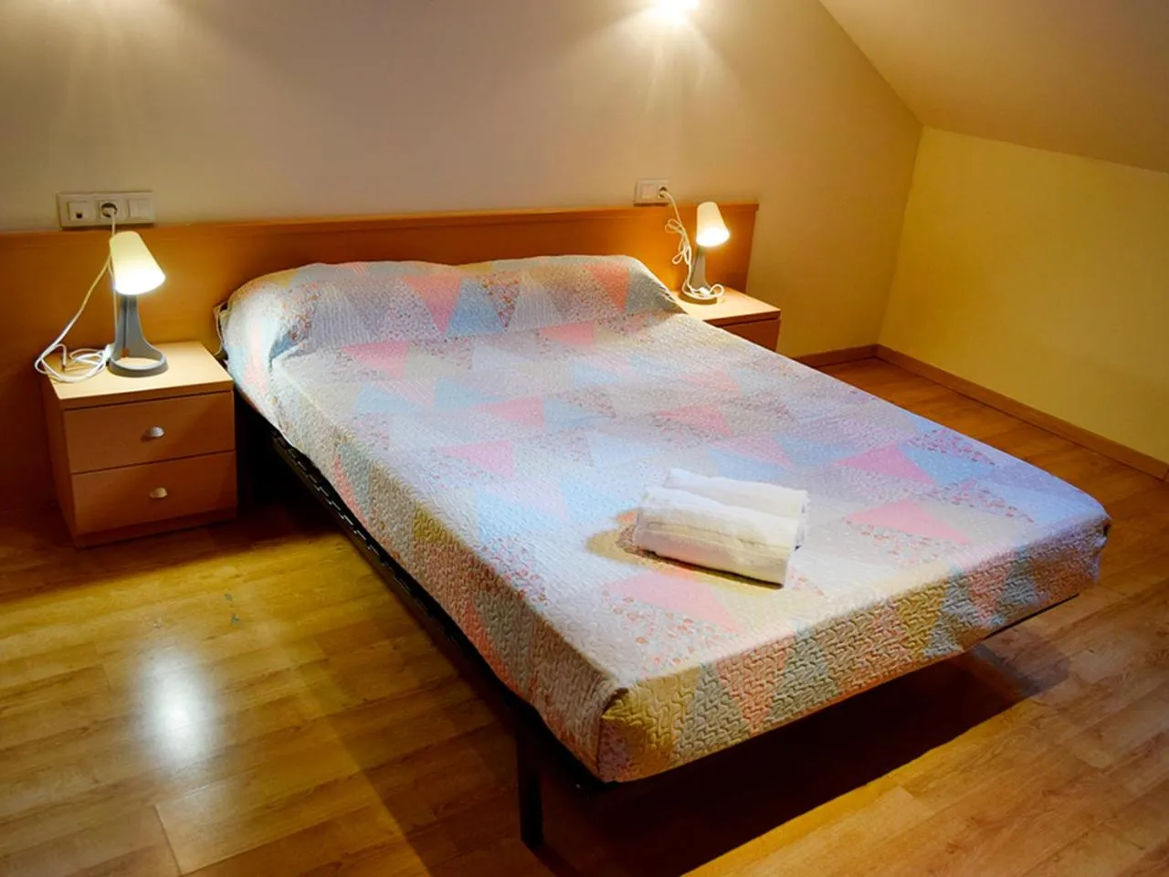 Bedroom, Bed in Apartamentos Pantebre 3000