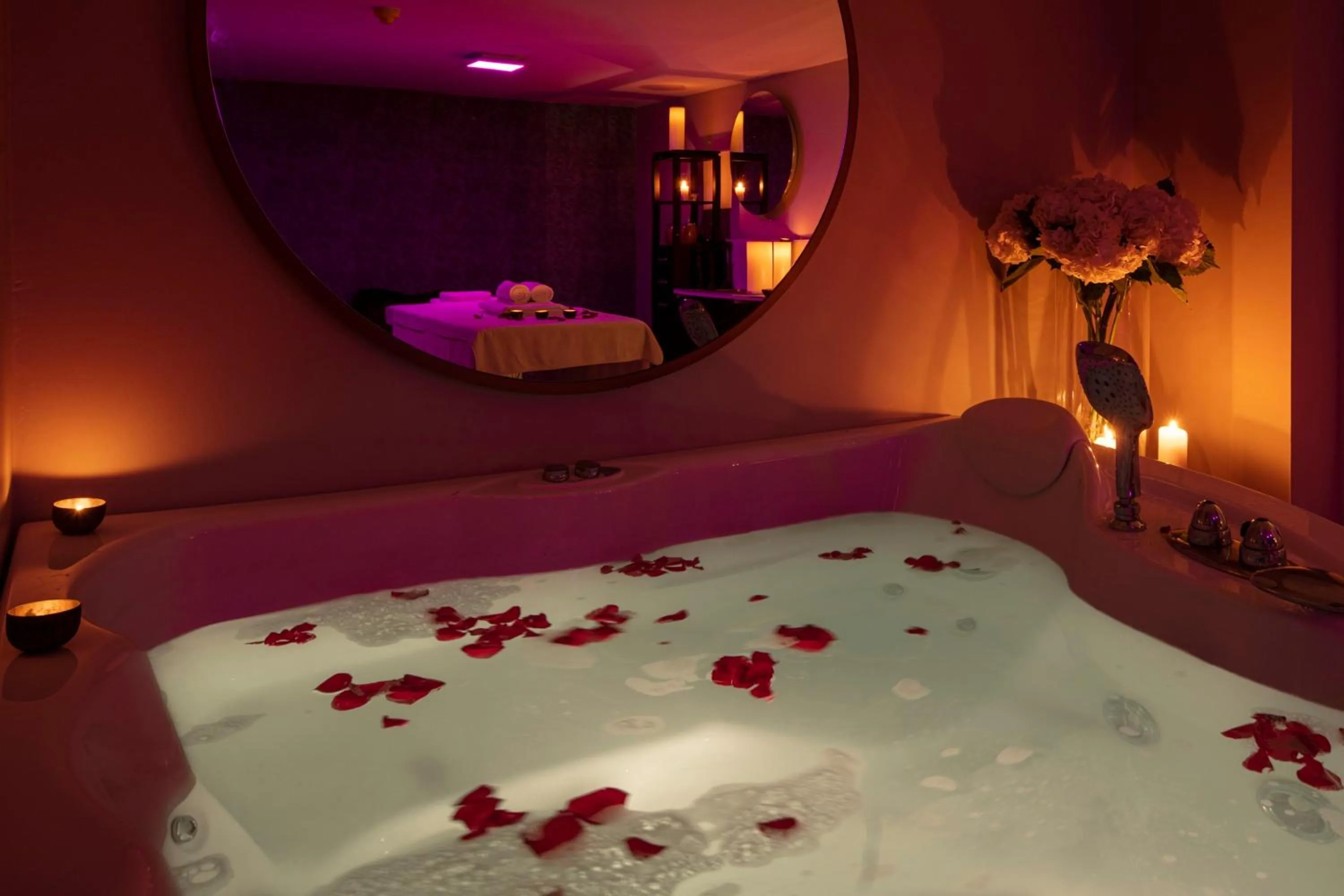 Massage in Royal Neptun Hotel