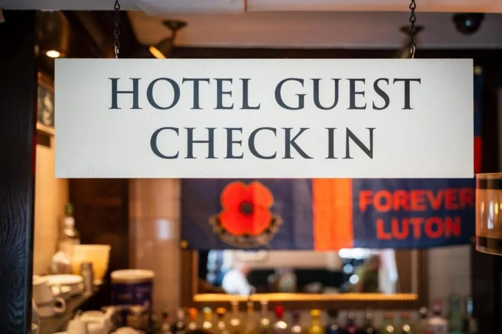 Lobby or reception in OYO The Red Lion Hotel