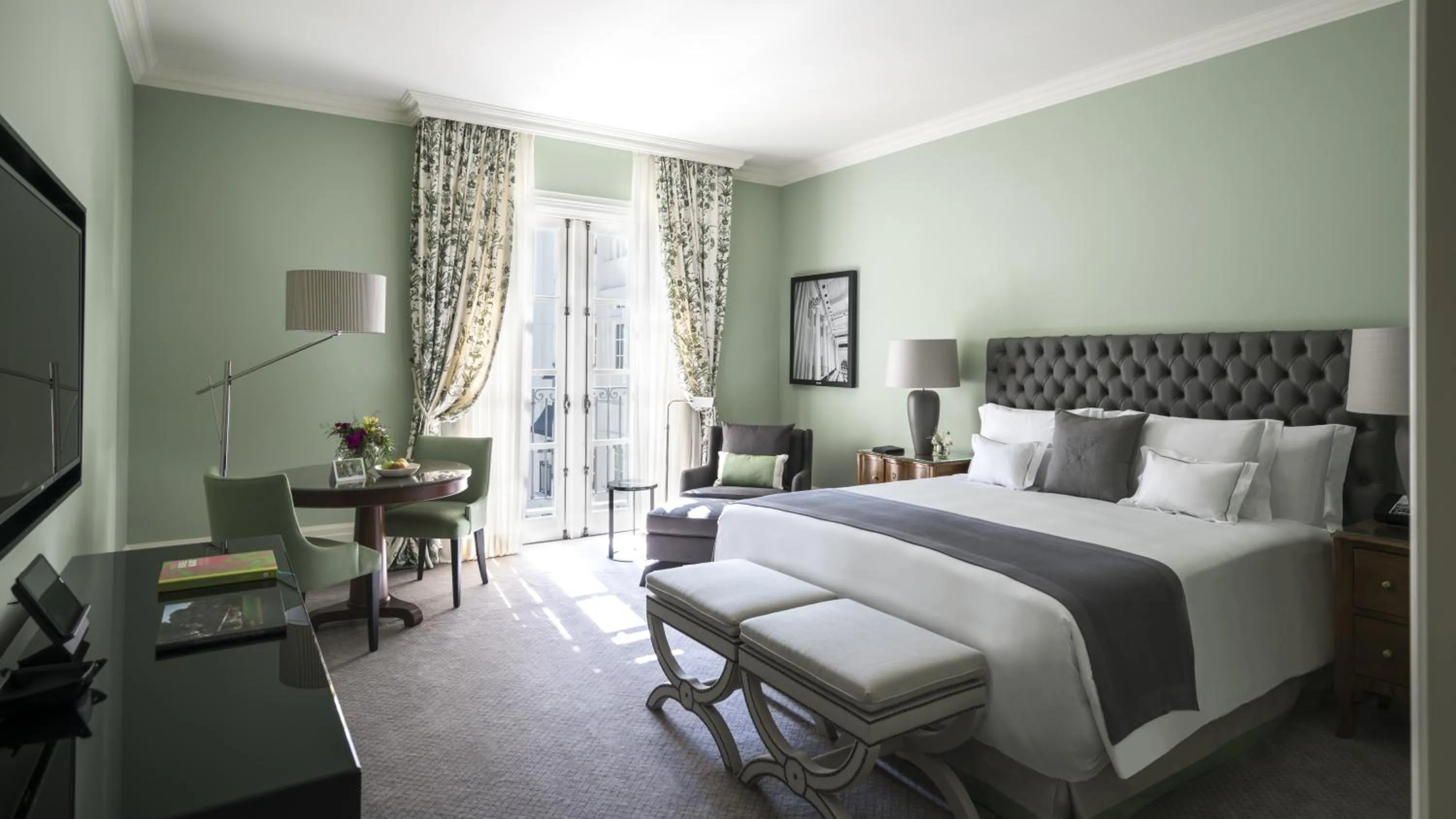 Bedroom, Bed in Palácio Tangará, Oetker Hotels