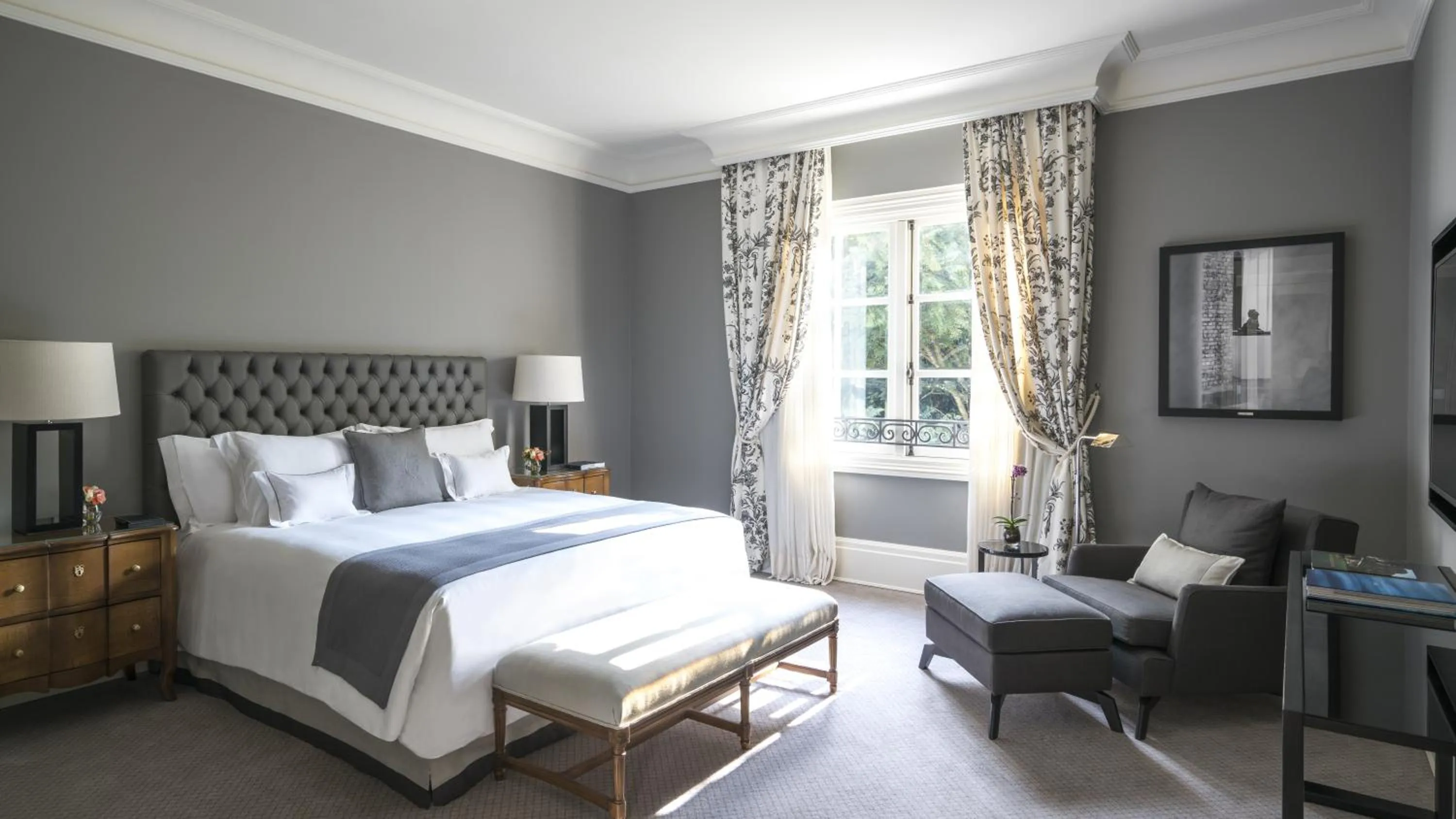 Bed in Palácio Tangará, Oetker Hotels