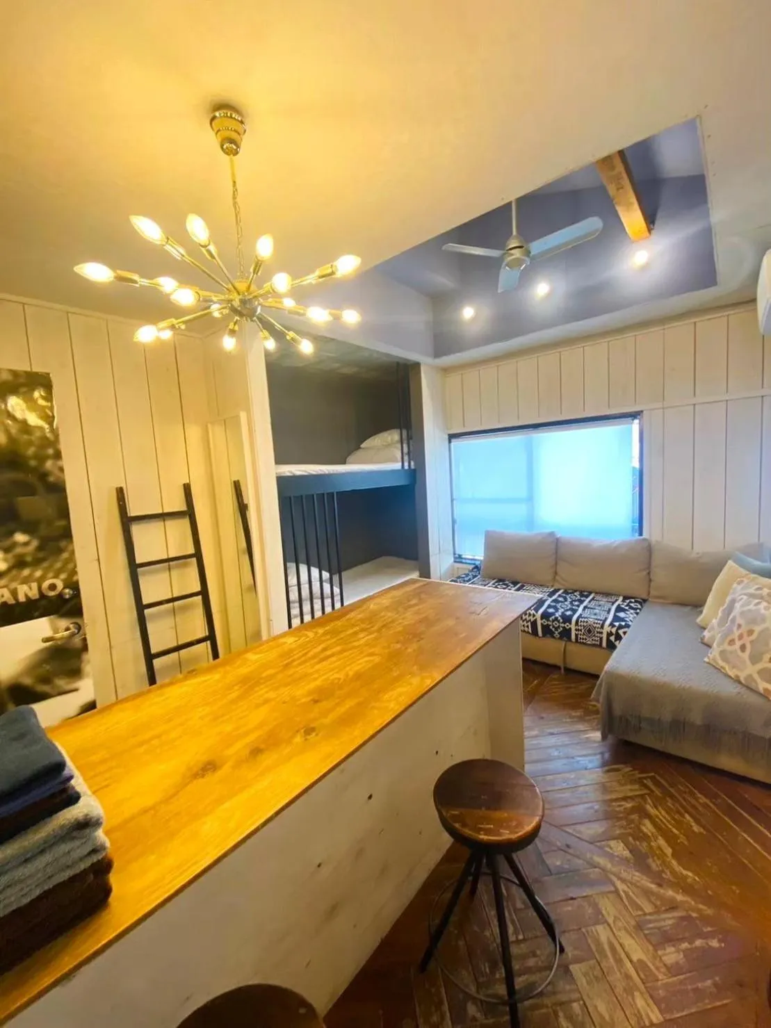 Bed in Ohmachi Junxion