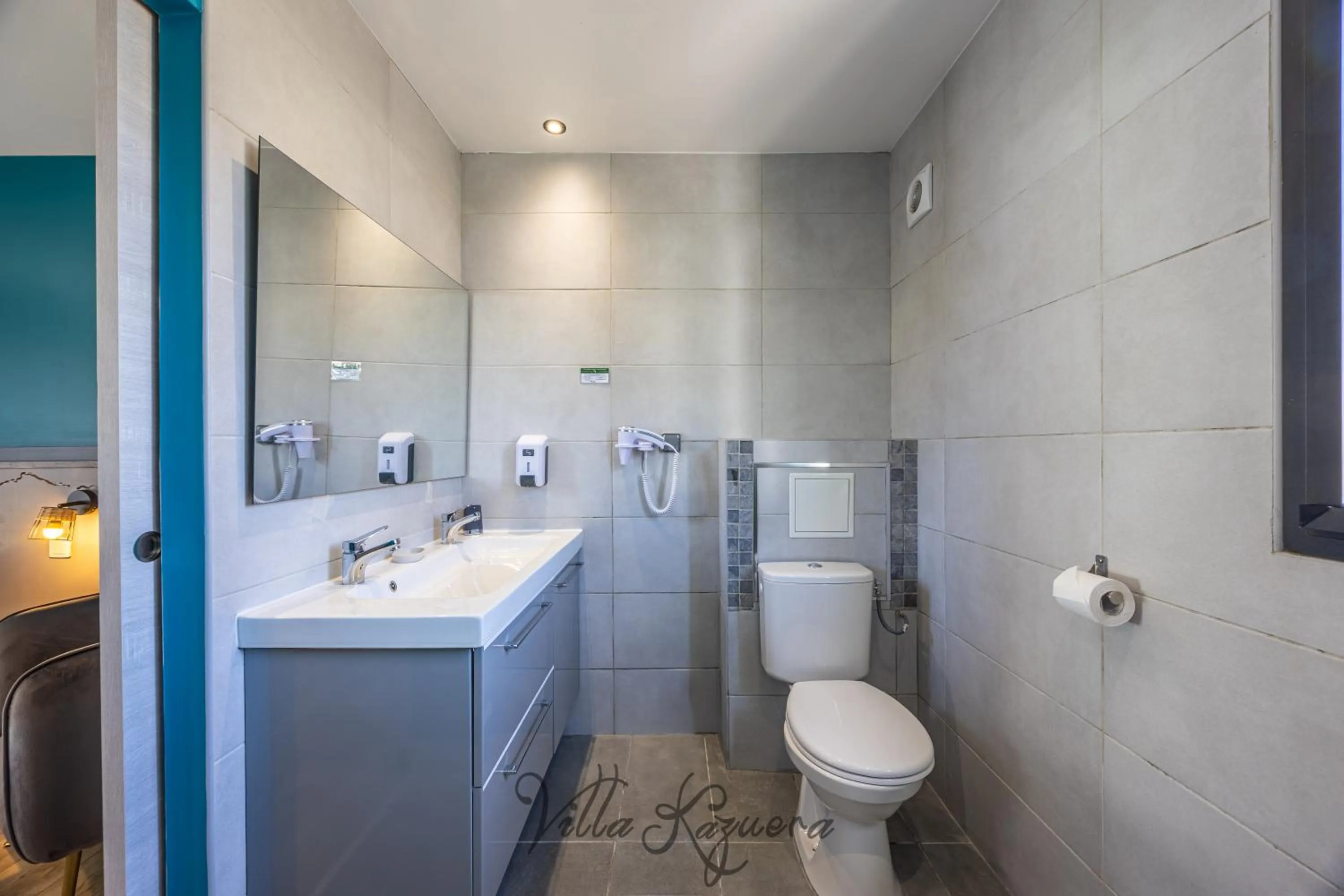 Bathroom in La Villa Kazuera