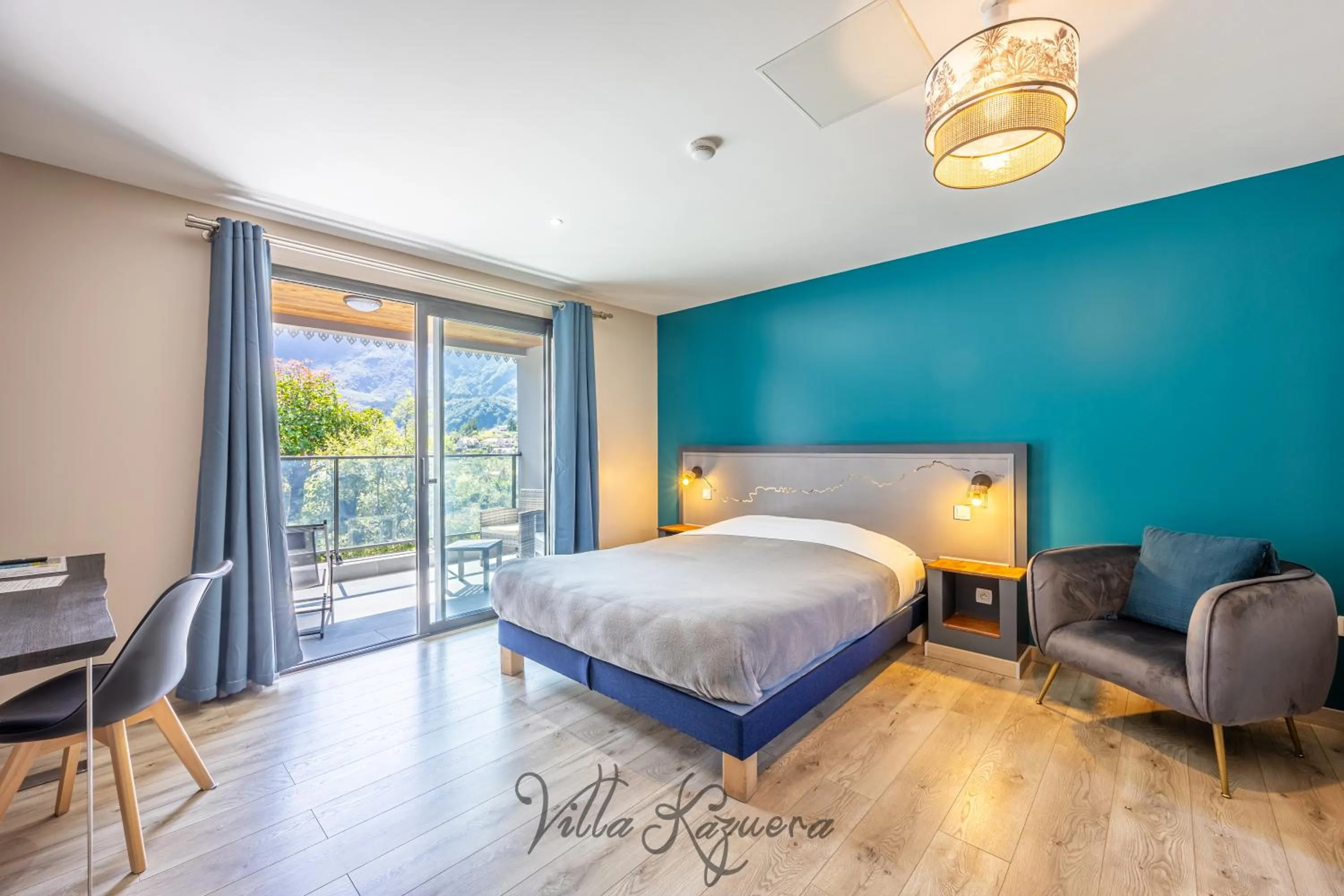 Photo of the whole room, Bed in La Villa Kazuera