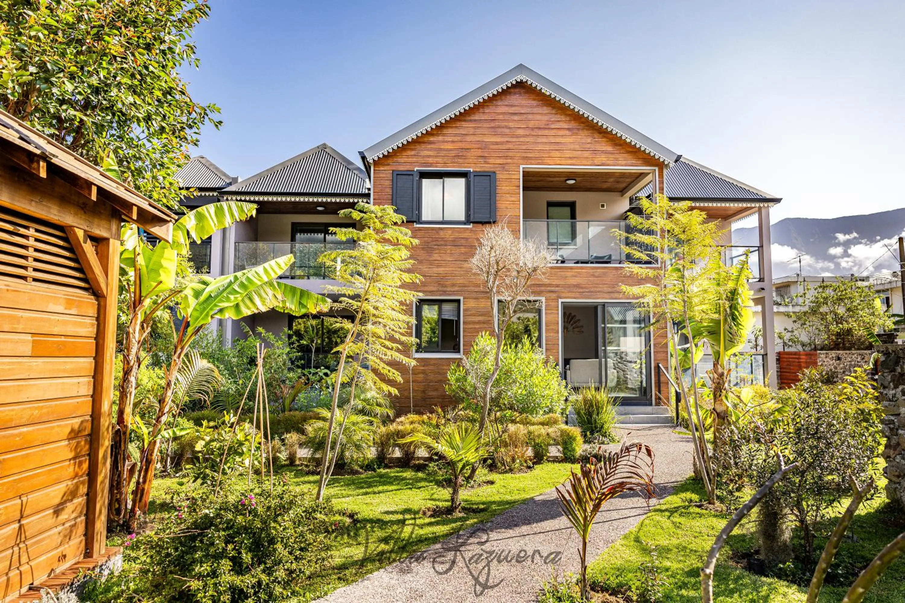 Garden view in La Villa Kazuera