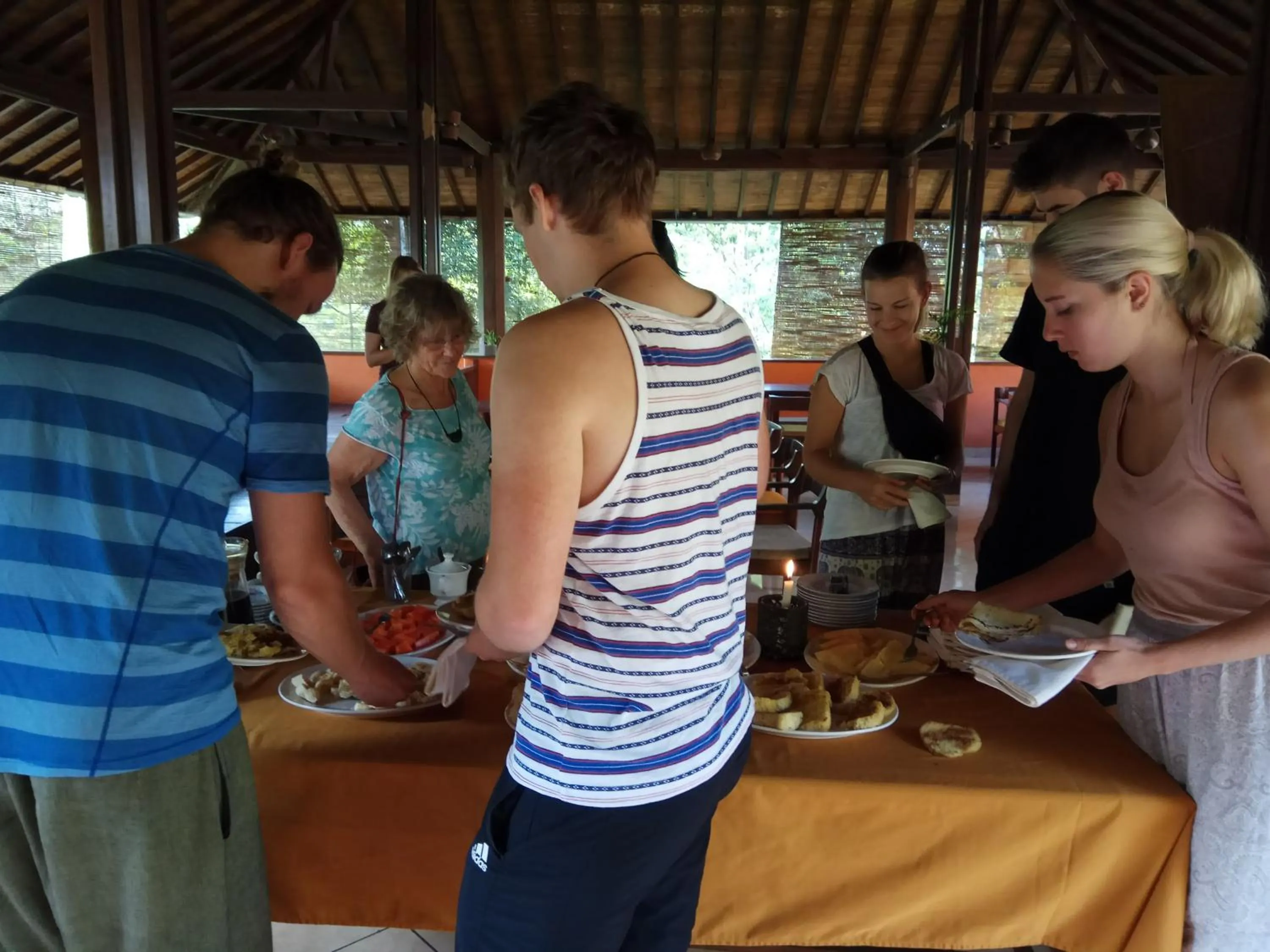 Restaurant/places to eat in Ecolodge Seloliman