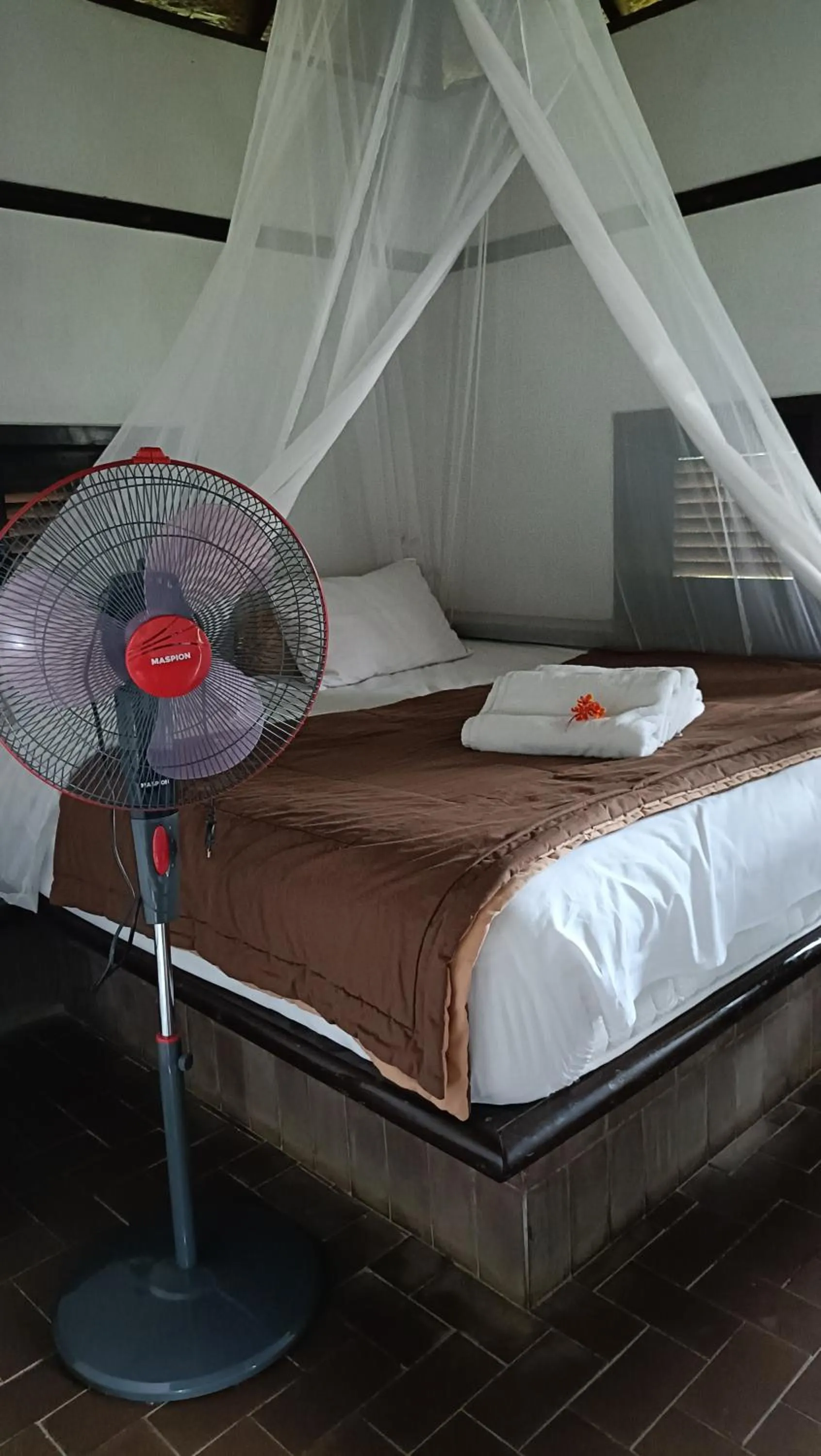 Bedroom, Bed in Ecolodge Seloliman