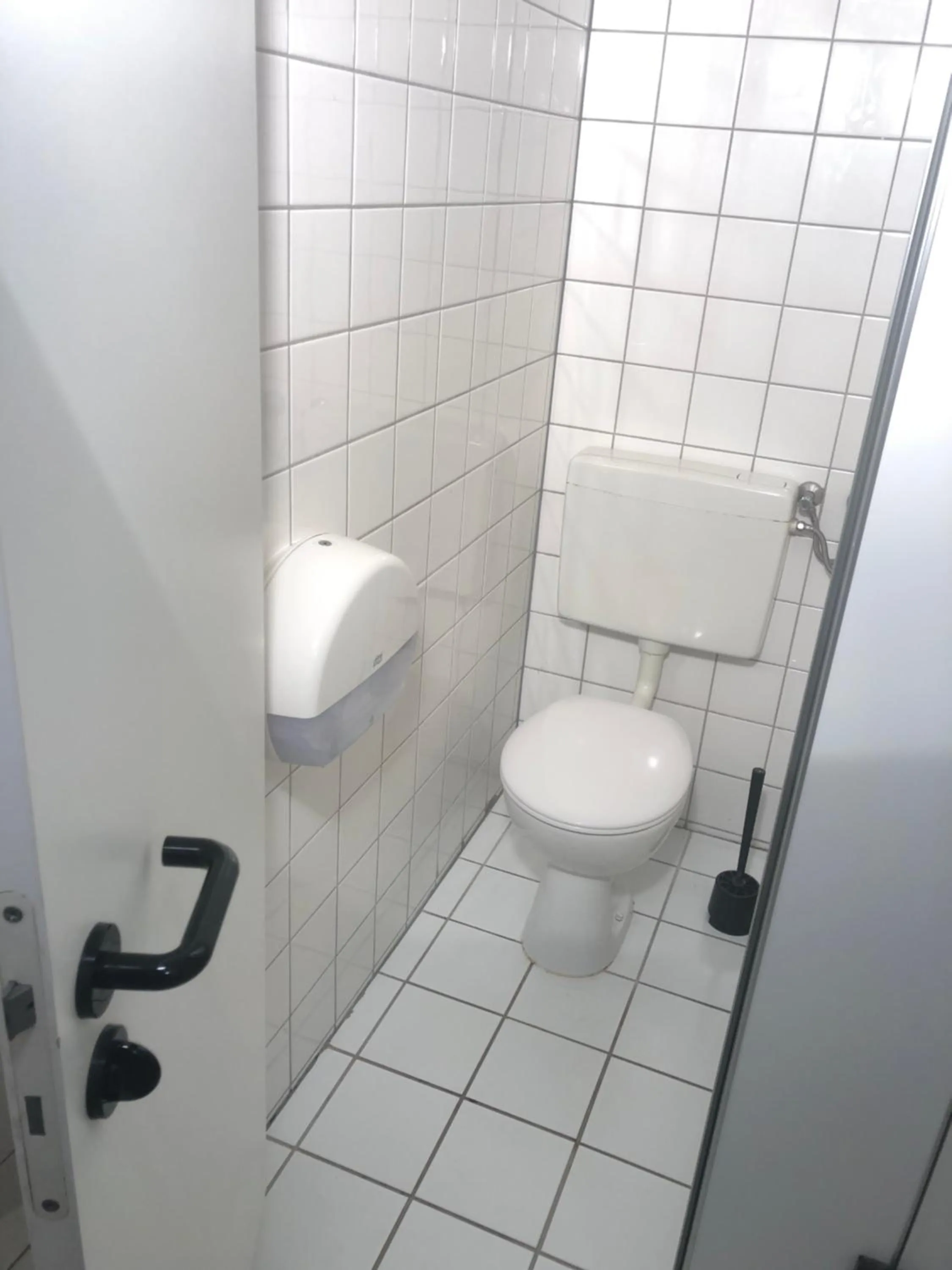 Toilet in Die Fabrik - Hostel