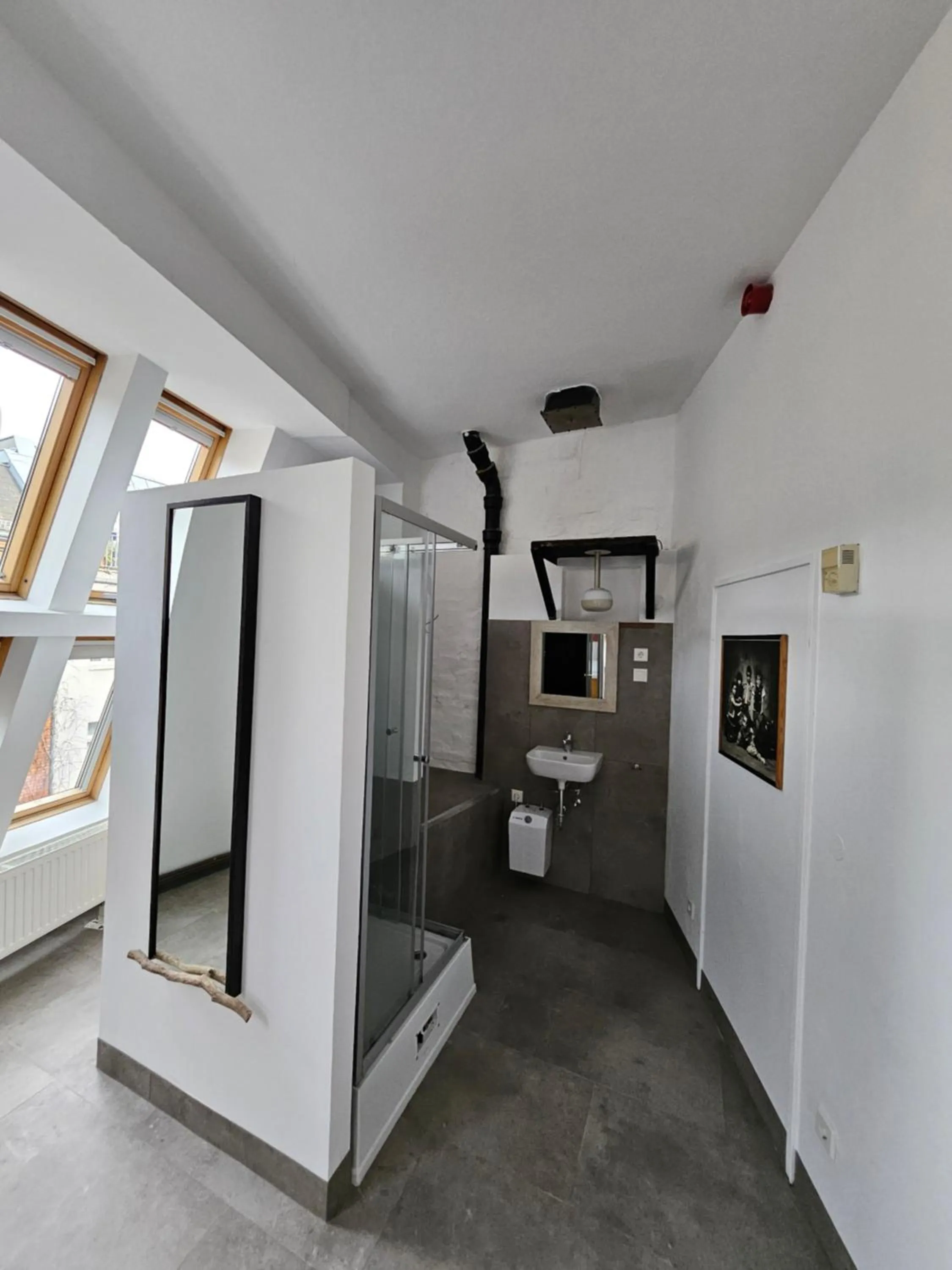 Shower in Die Fabrik - Hostel