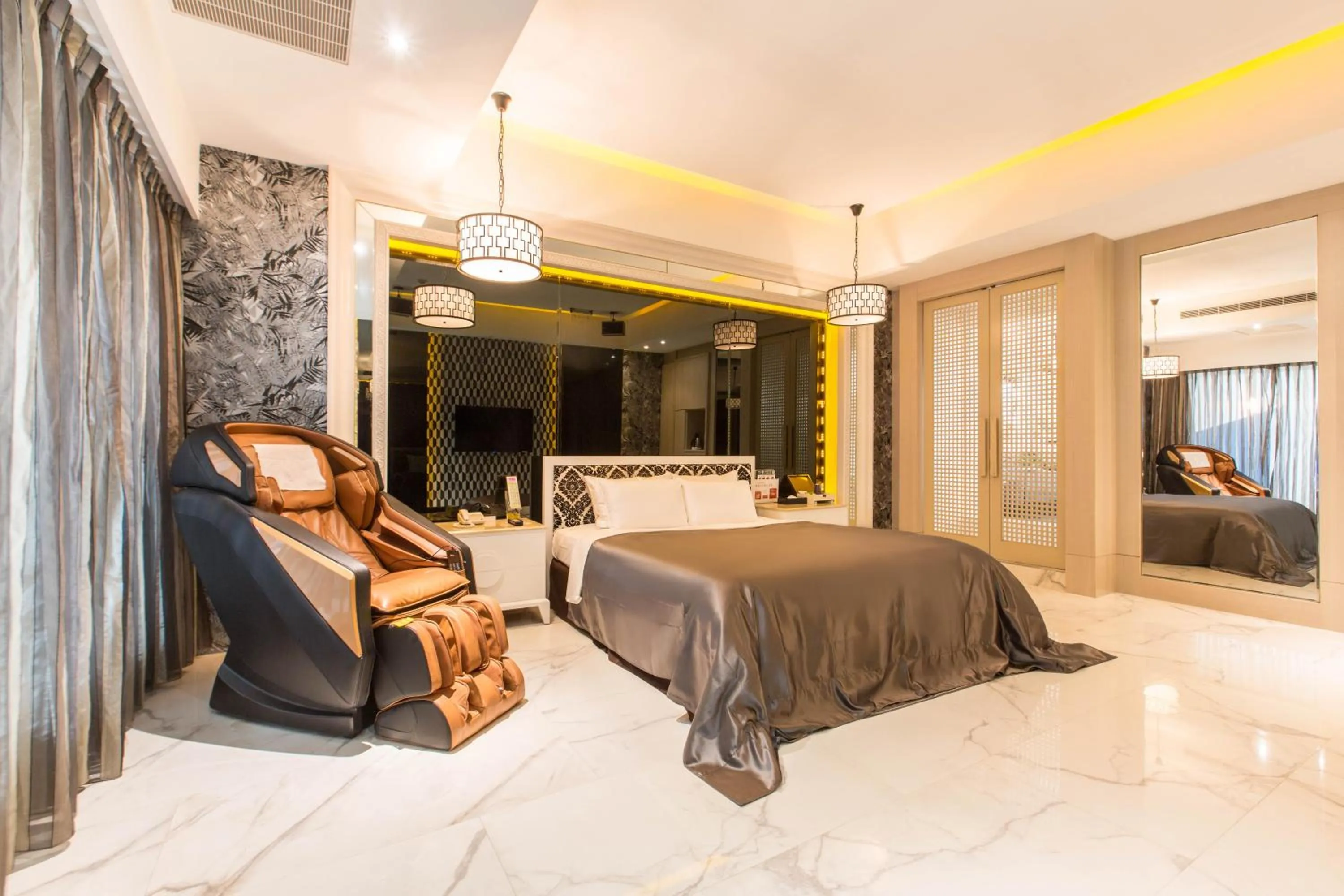 Photo of the whole room, Bed in Feng Cai Motel