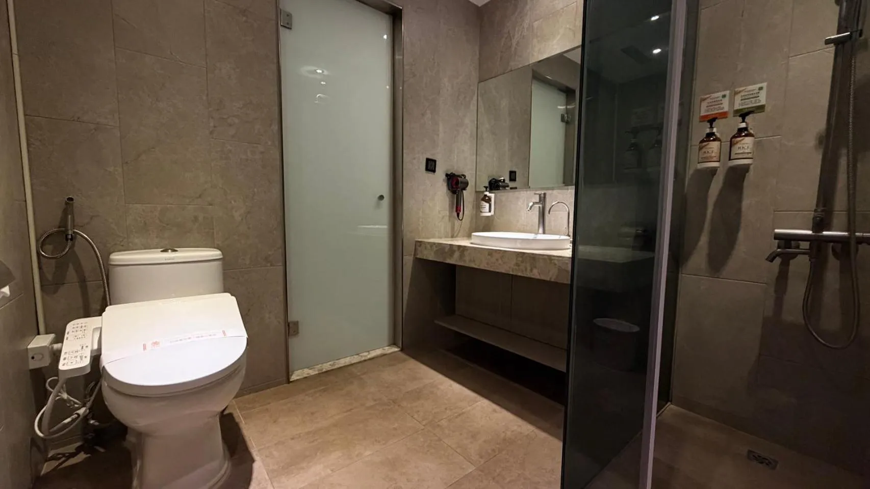 Bathroom in Region Motel