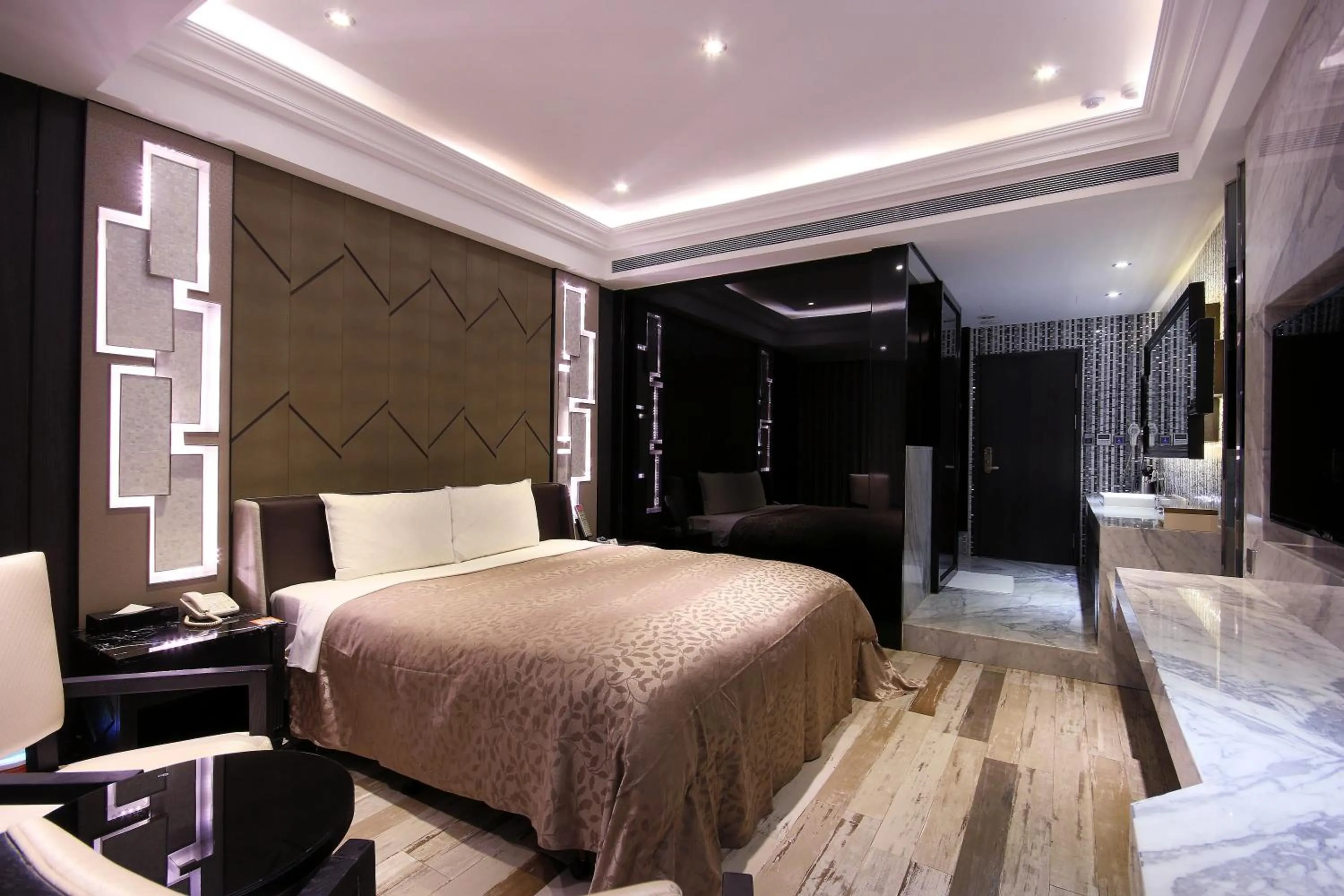 Photo of the whole room, Bed in Region Motel