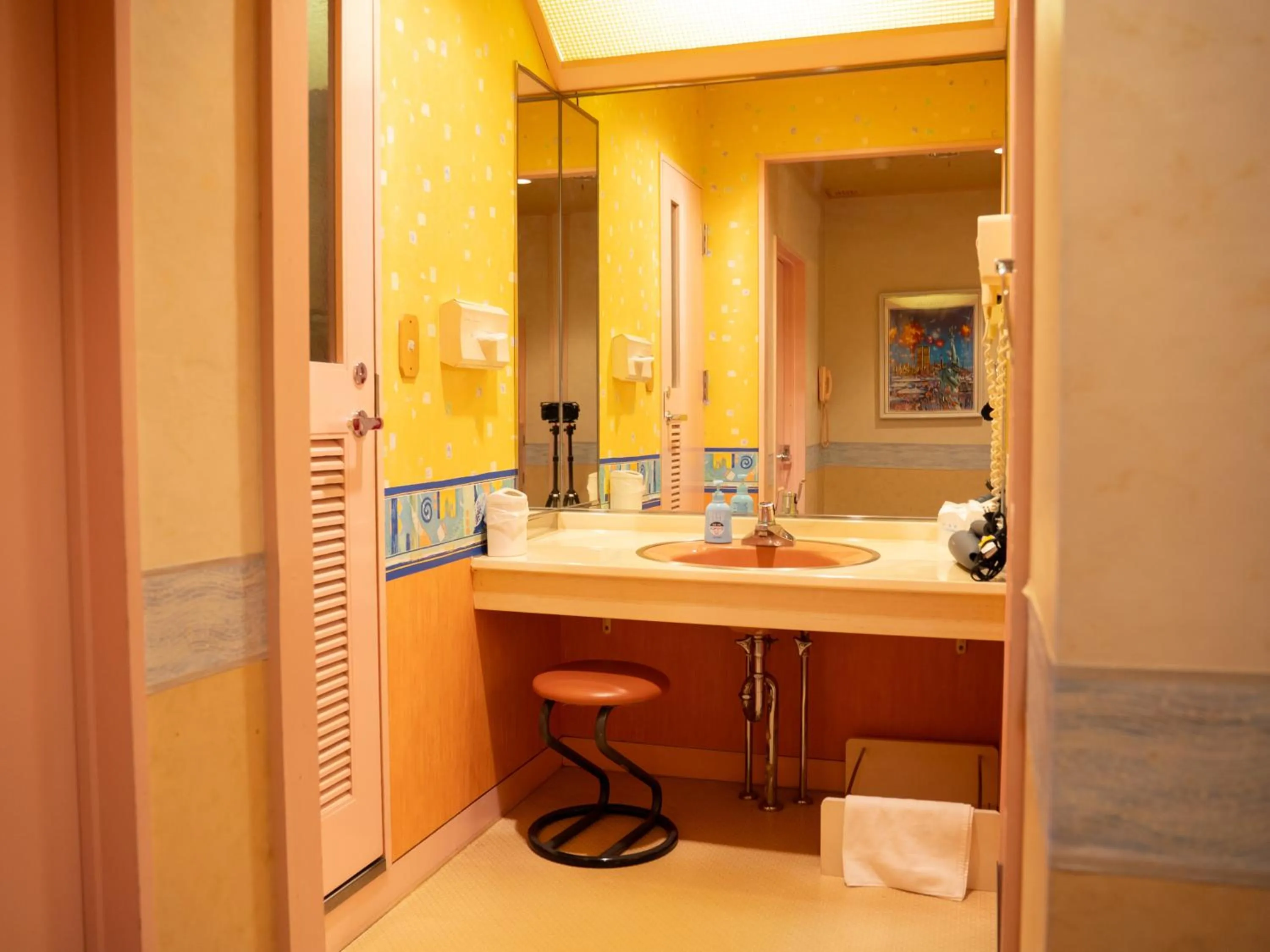 Bathroom in Farm Garden Hotel