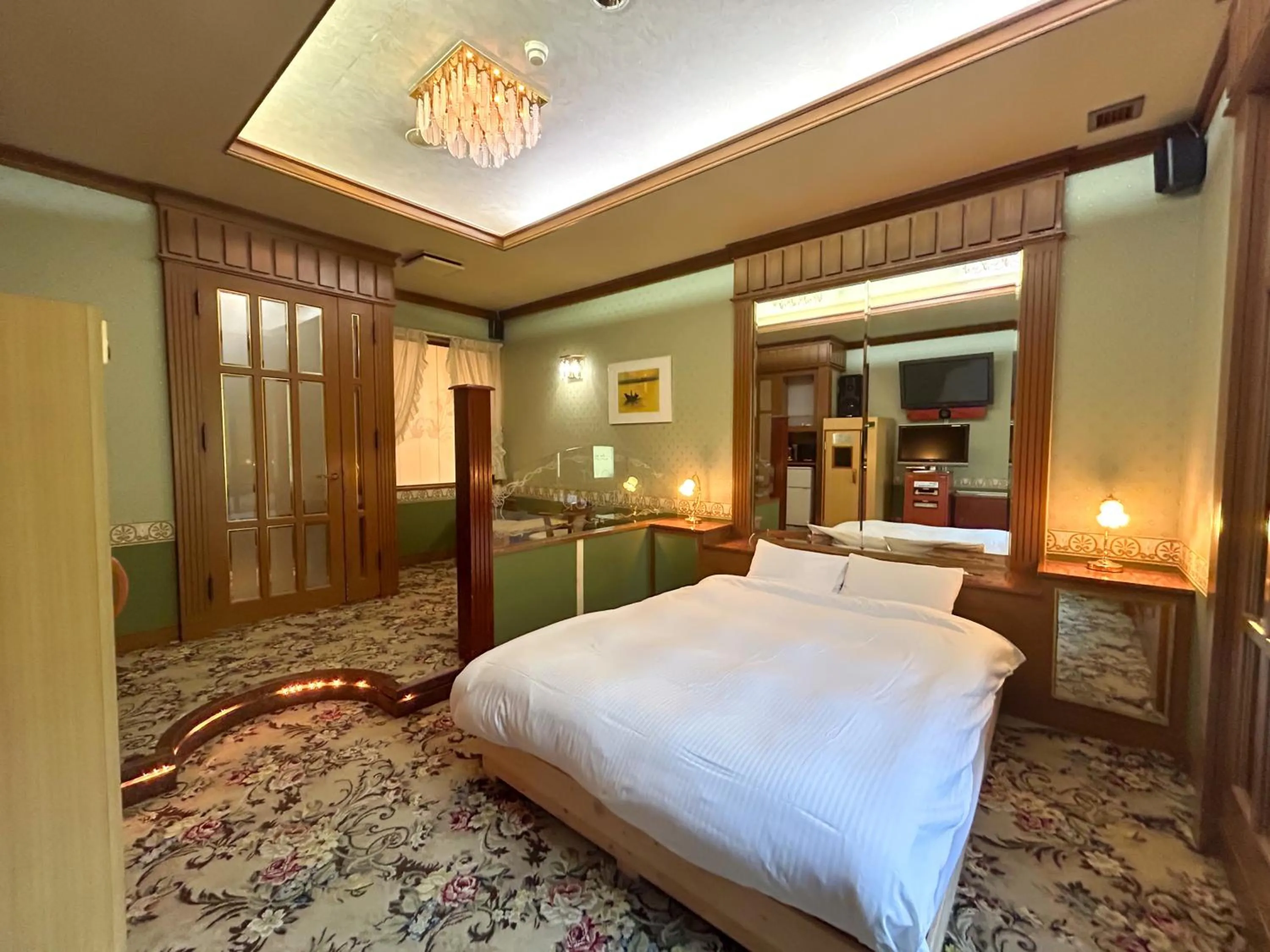 Bed in Farm Garden Hotel