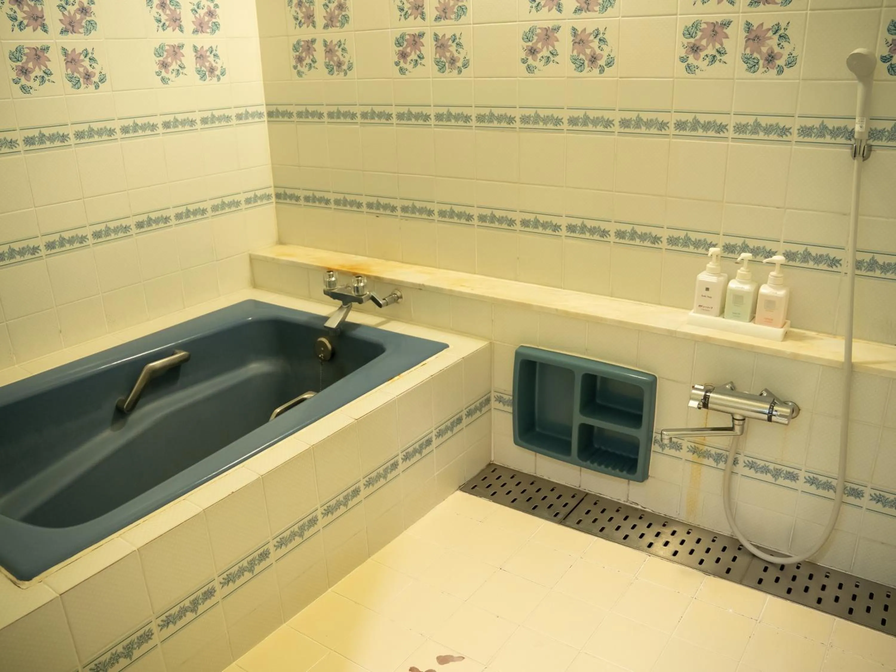 Bathroom in Farm Garden Hotel