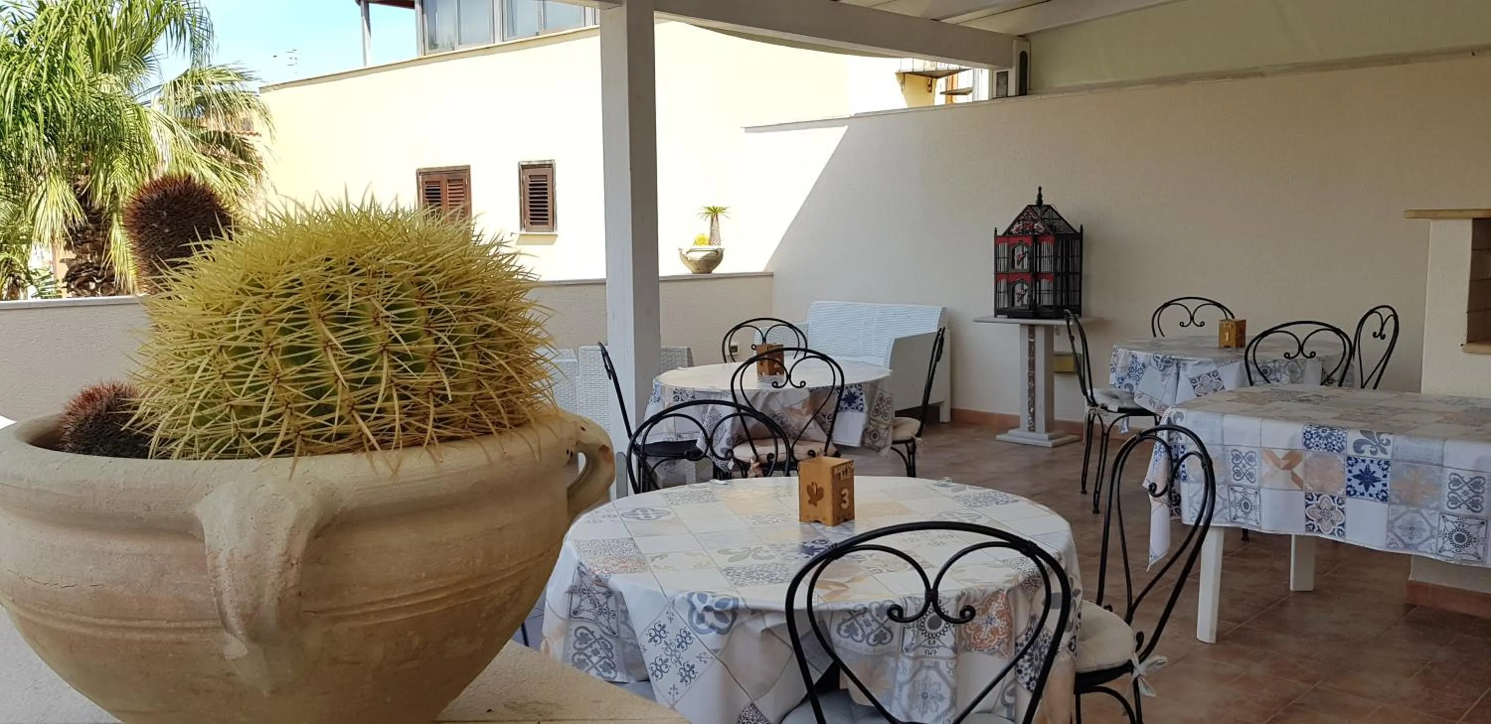Mariposa B&B