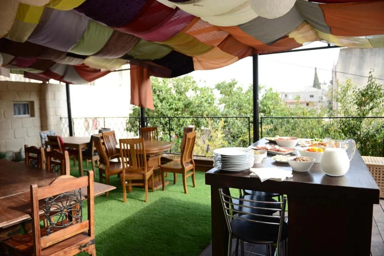 Food and drinks in Mensa Christi Guesthouse