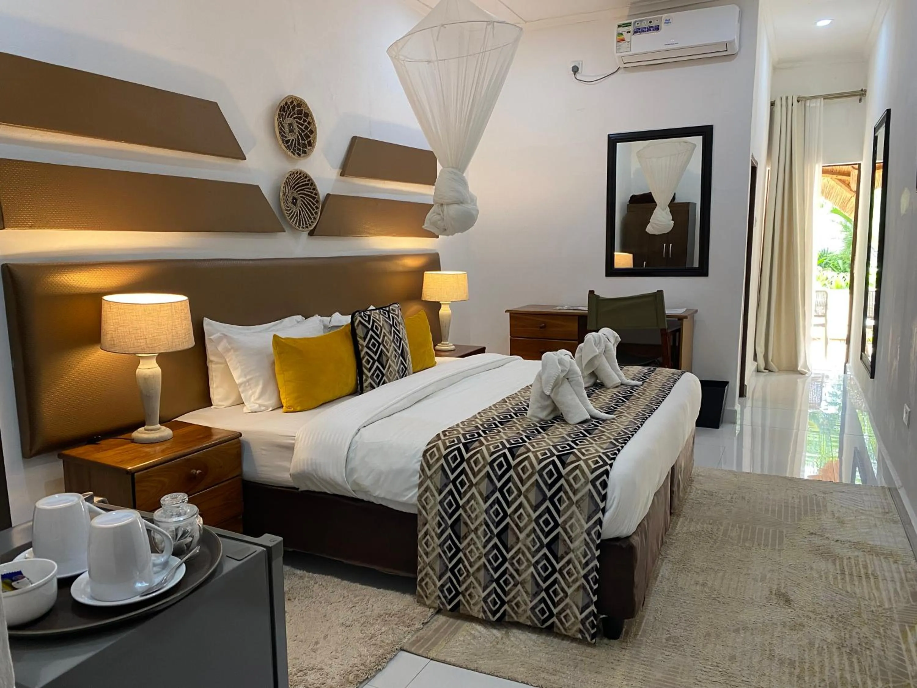 Photo of the whole room, Bed in Ngoma Zanga Lodge