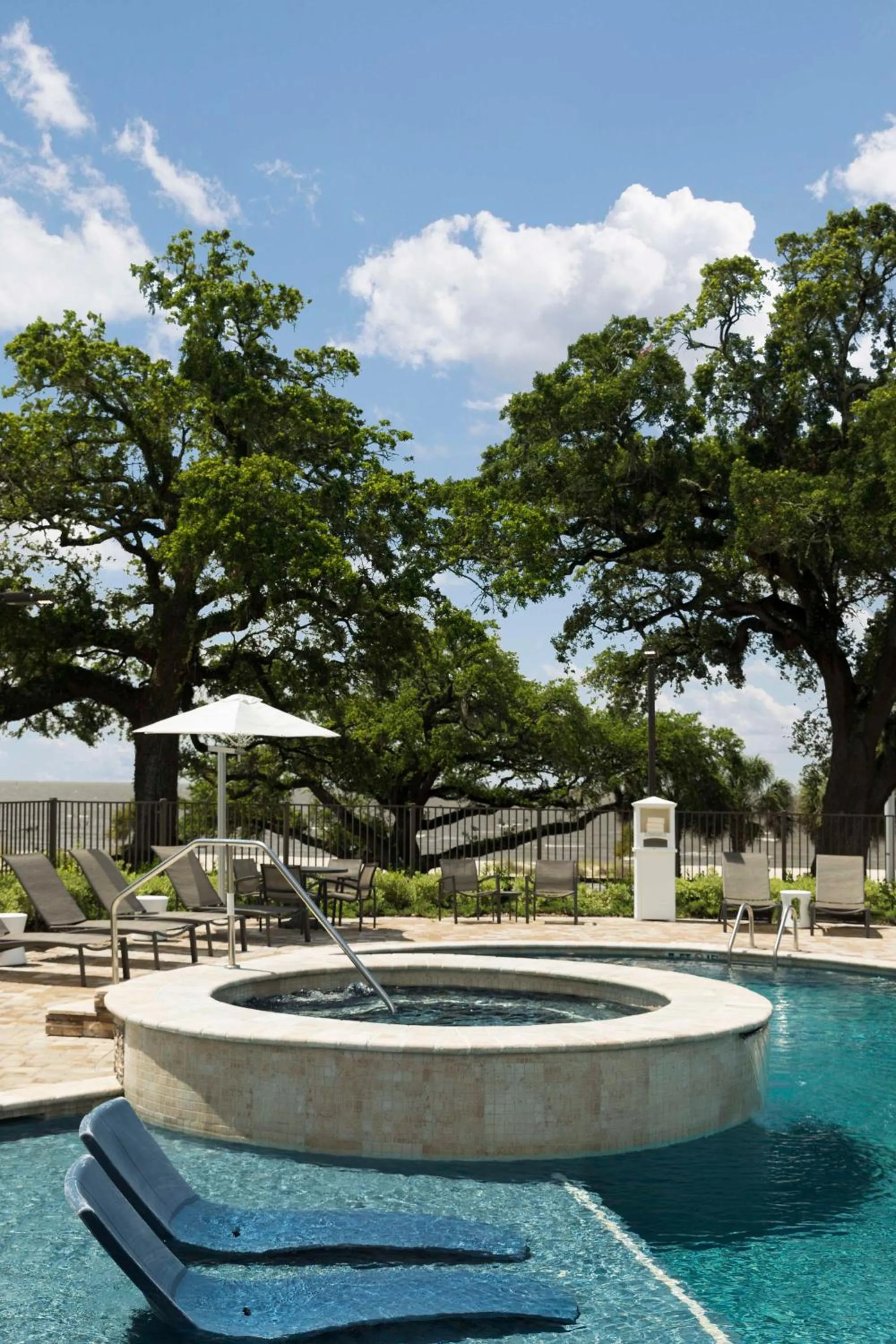 Swimming pool in Hyatt Place Biloxi