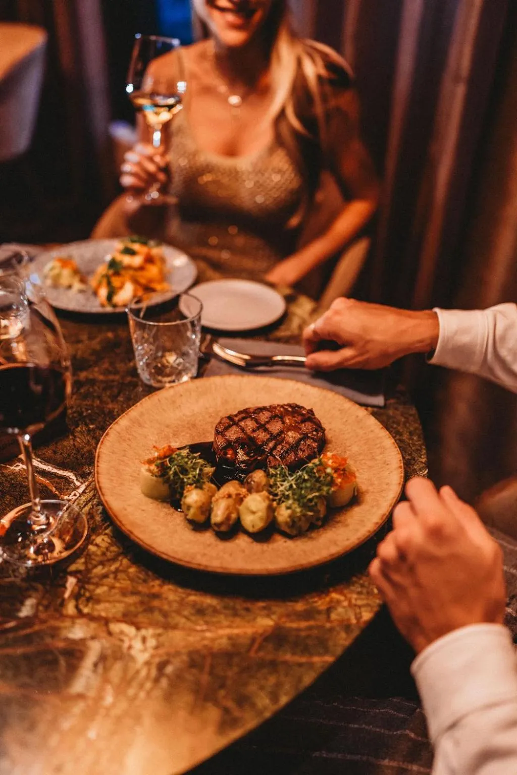 Restaurant/places to eat in V Spa & Conference Hotel