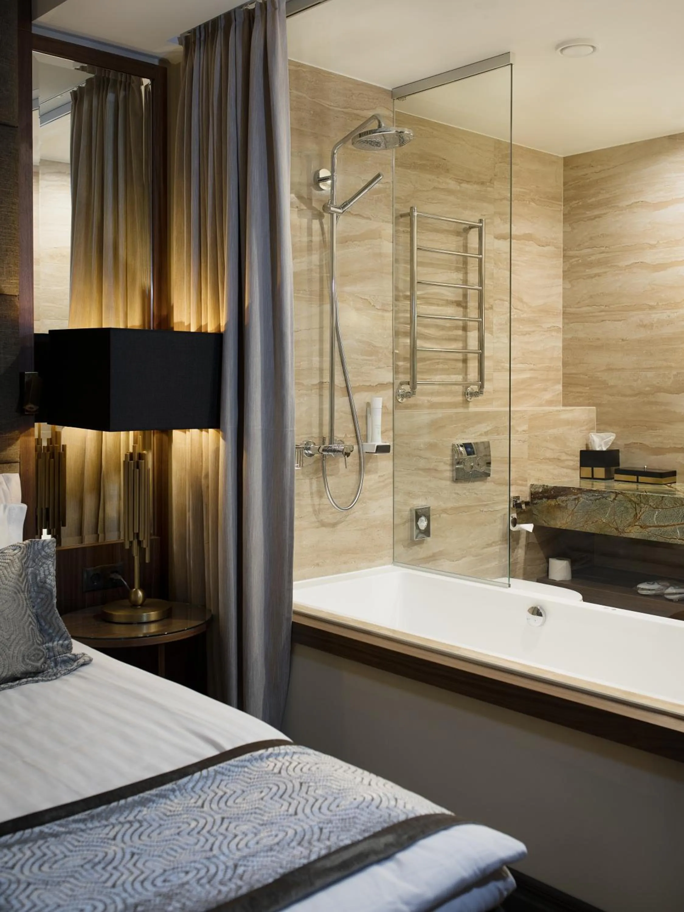 Shower, Bed in V Spa & Conference Hotel