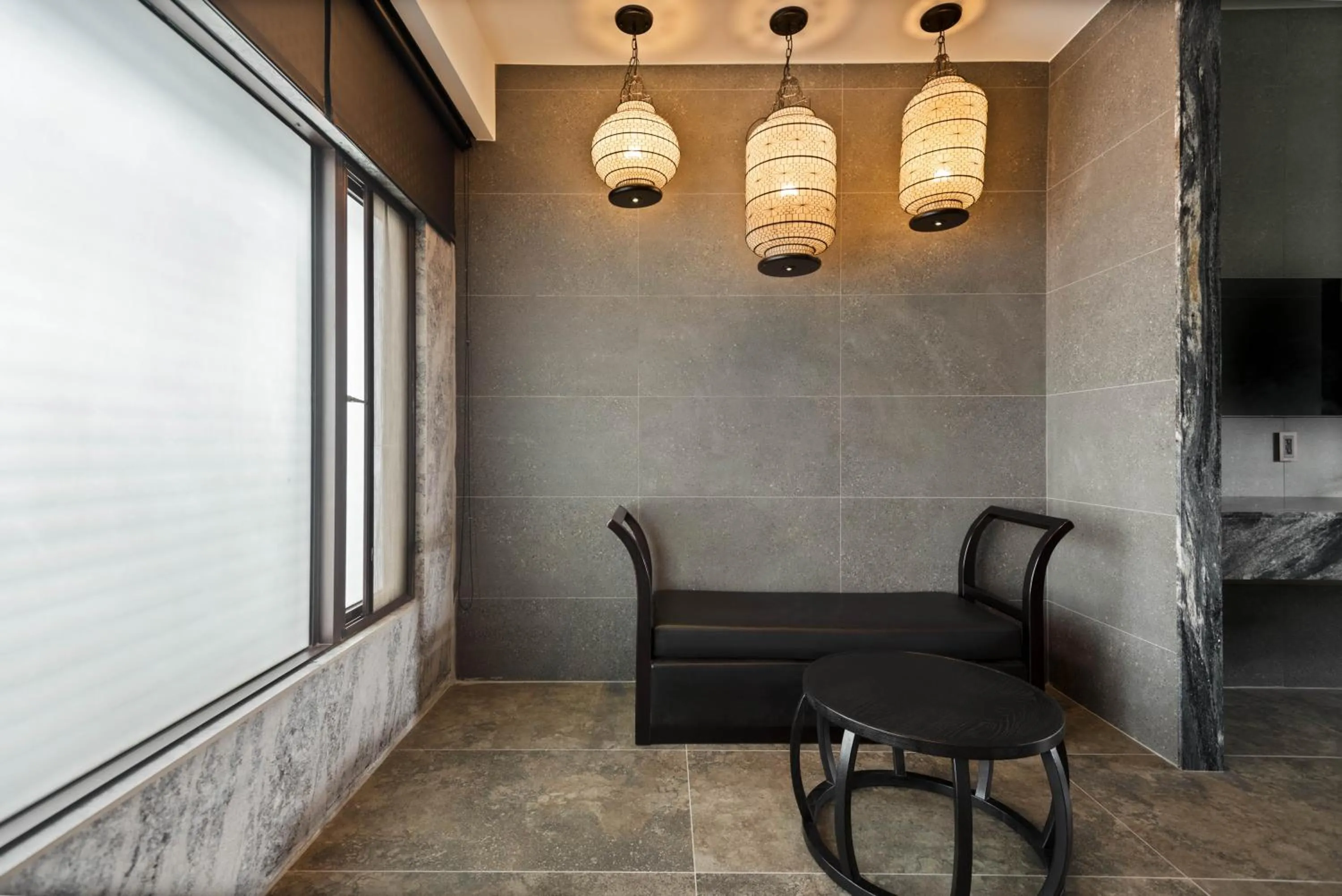 Seating area in Holly Wood Motel