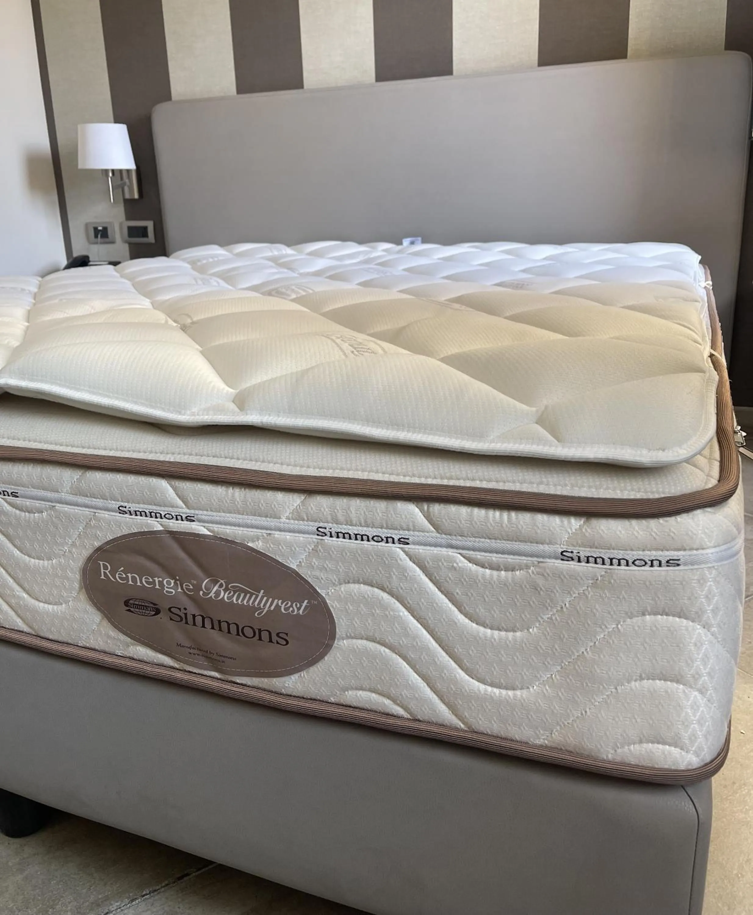 Bed in ETNEA 454 Catania Luxury Rooms