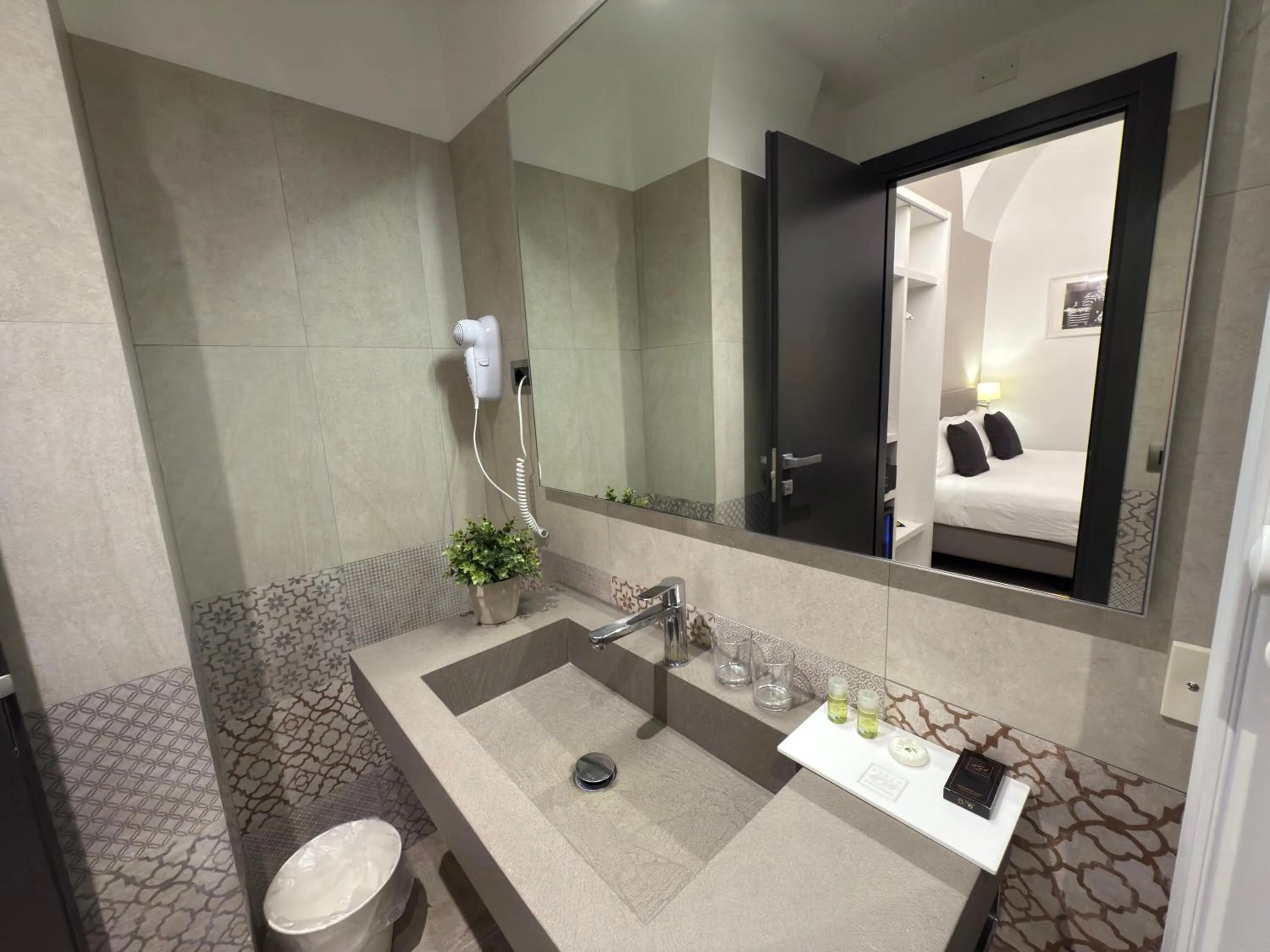 Bathroom in ETNEA 454 Catania Luxury Rooms