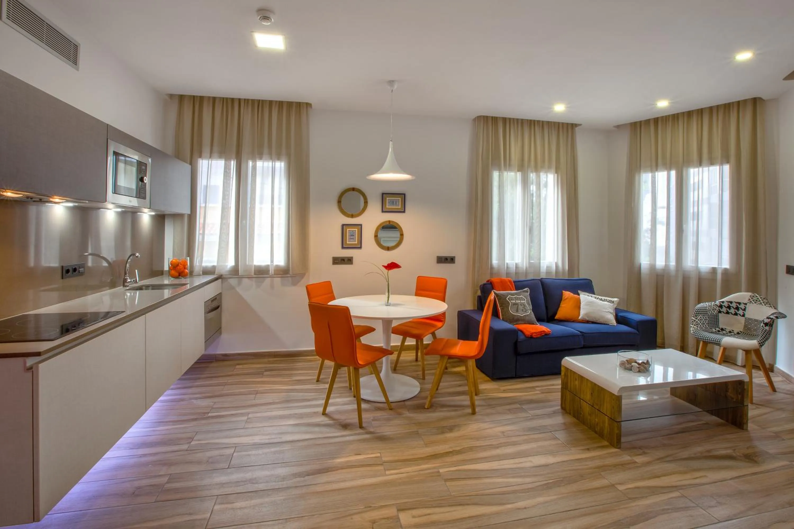 Kitchen or kitchenette in Gran Marina Suites