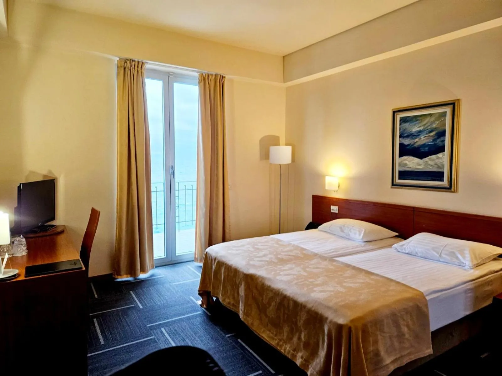 Bedroom in Hotel Jadran