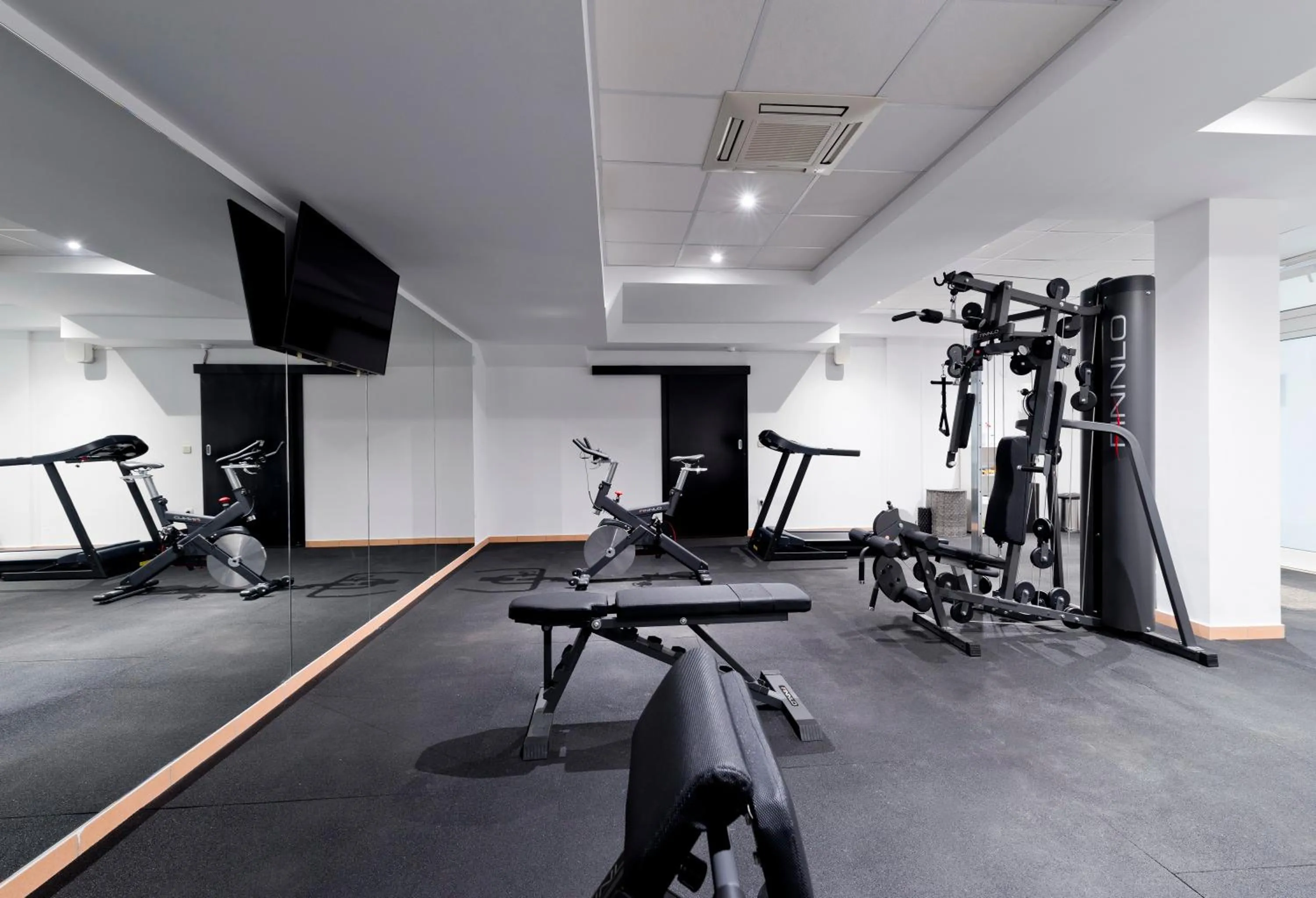 Fitness centre/facilities in Hotel Perla
