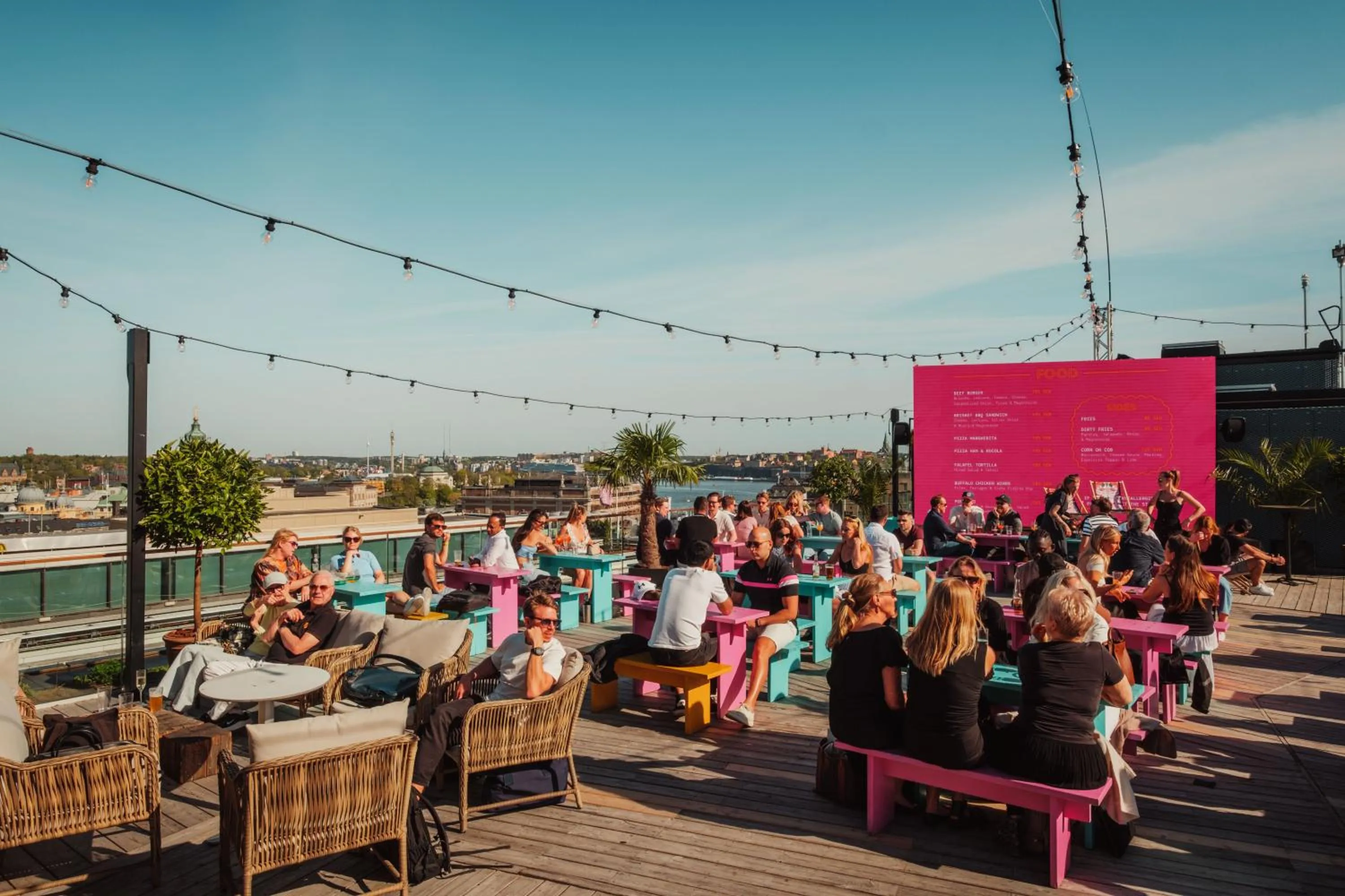 Restaurant/places to eat in At Six