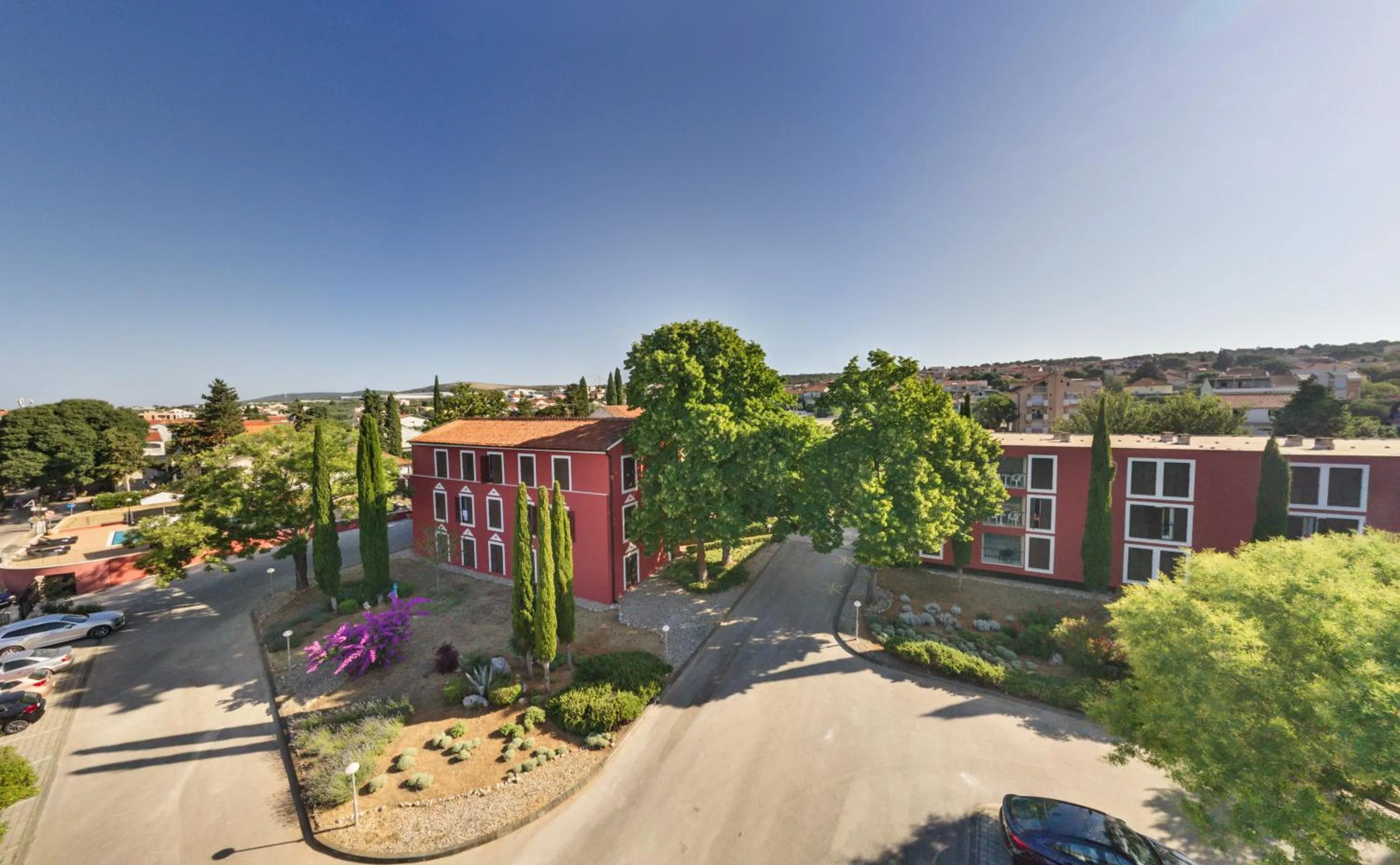 Property building in Hotel Villa Donat