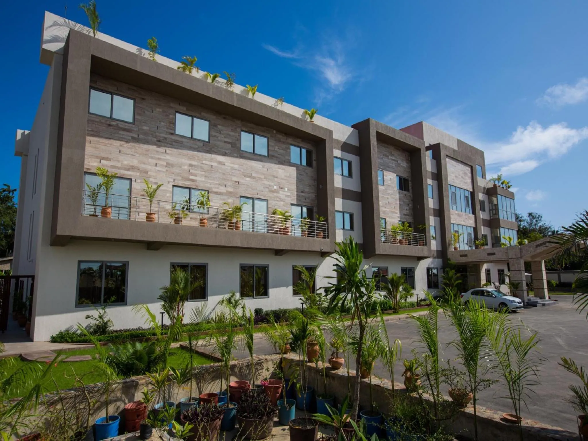 Property building in The Palms by Eagles