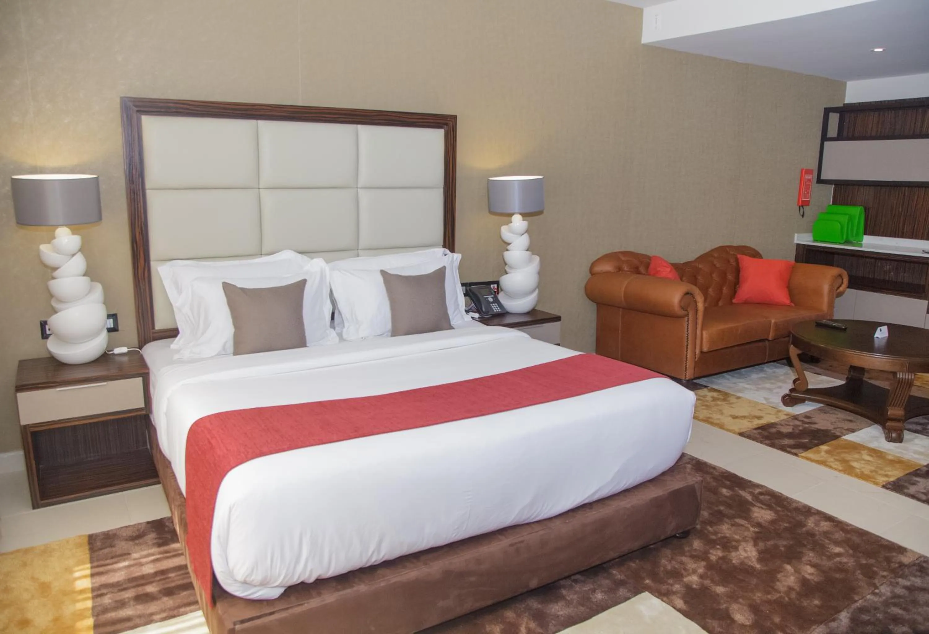 Bed in The Palms by Eagles