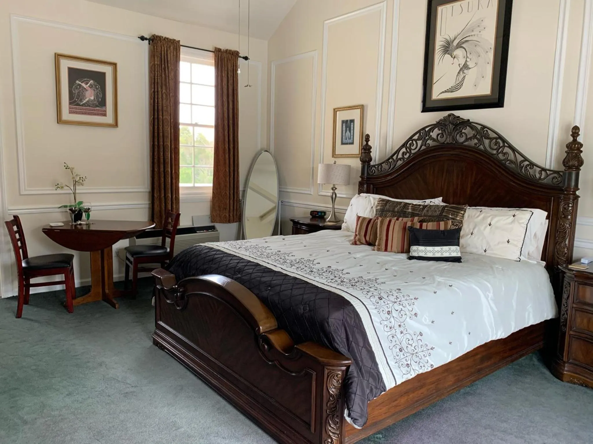 Deluxe King Suite with Spa Bath in The Inn at Benicia Bay