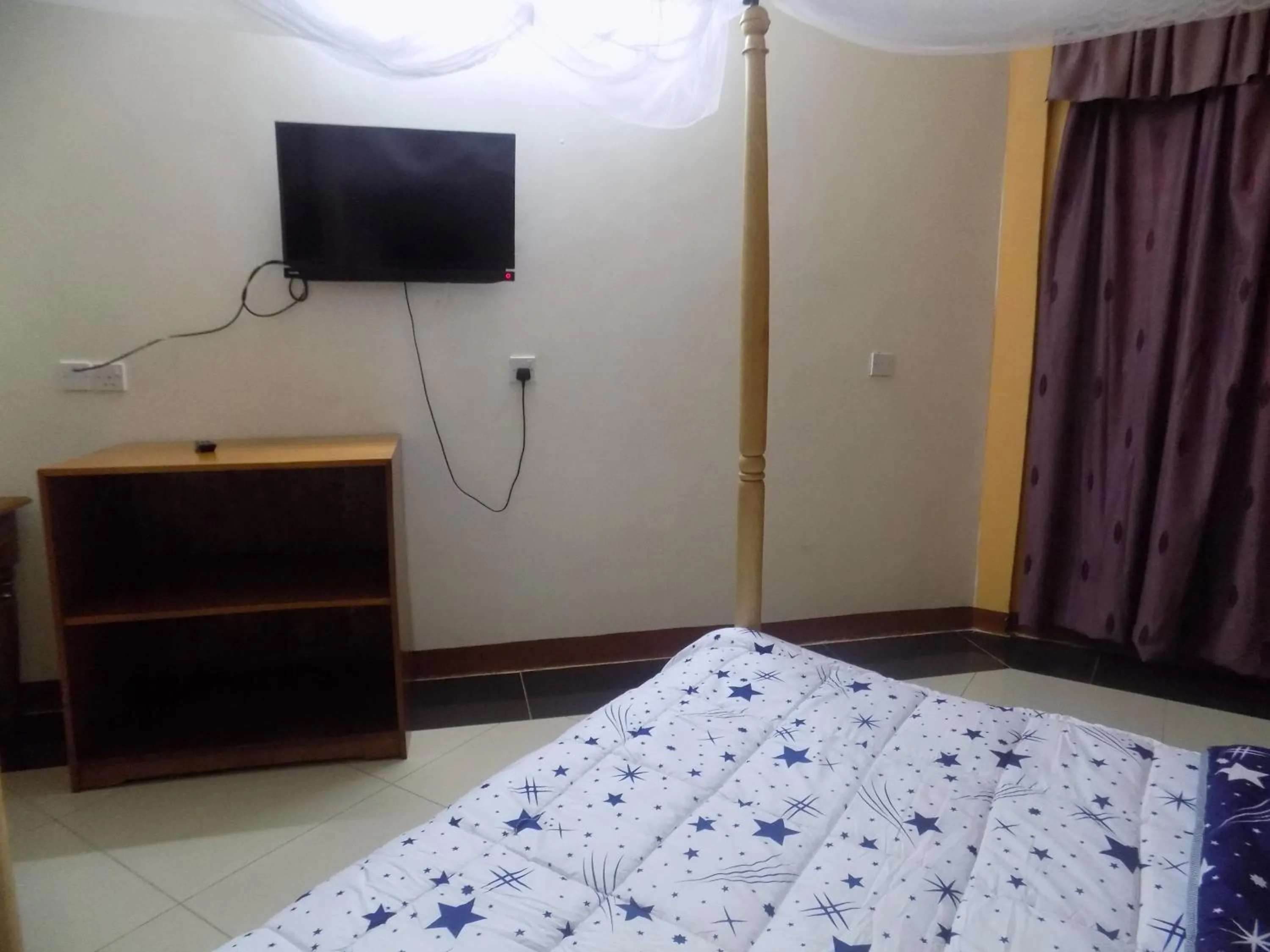 Bed in Kayegi Hotel Mbale