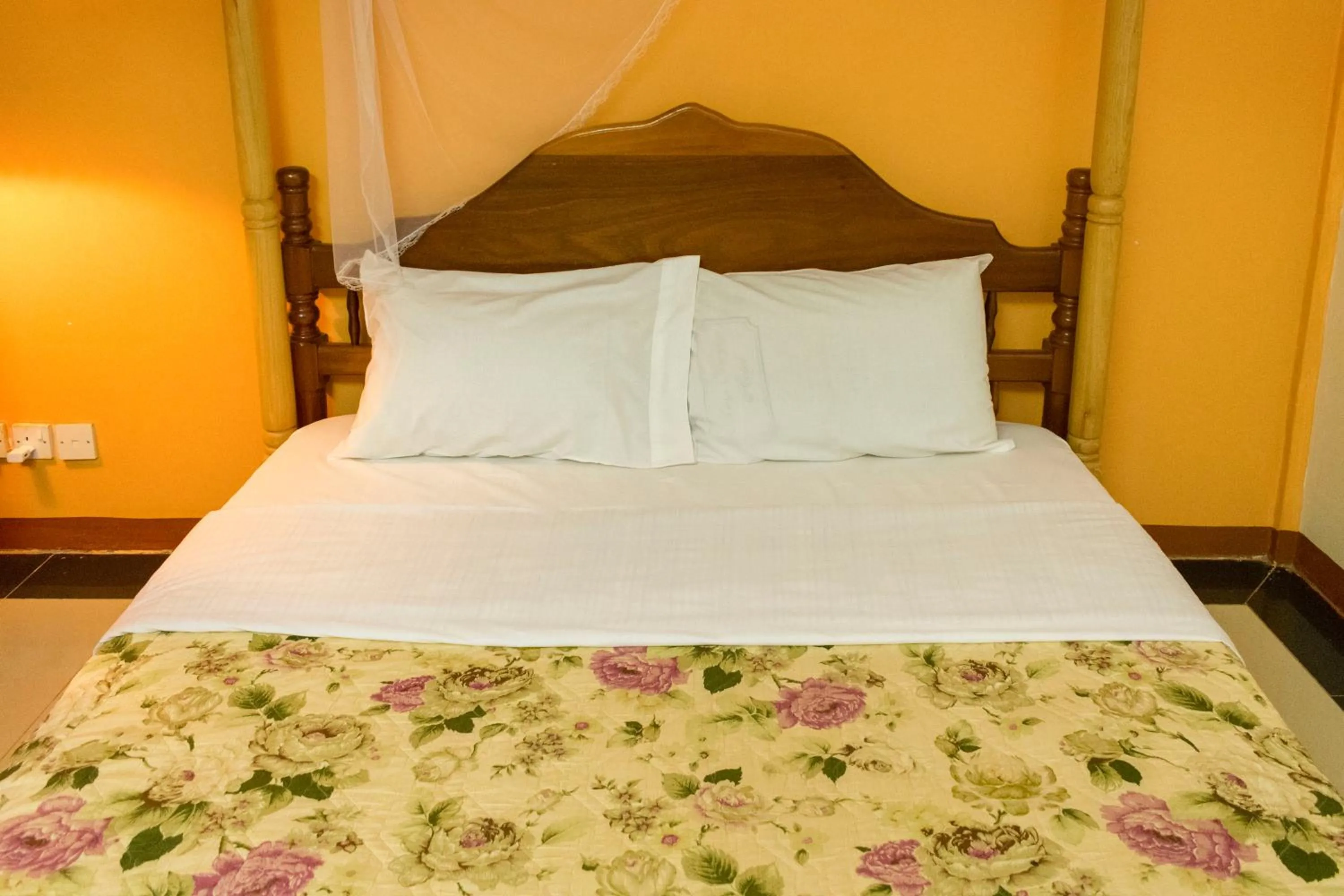 Bed in Kayegi Hotel Mbale